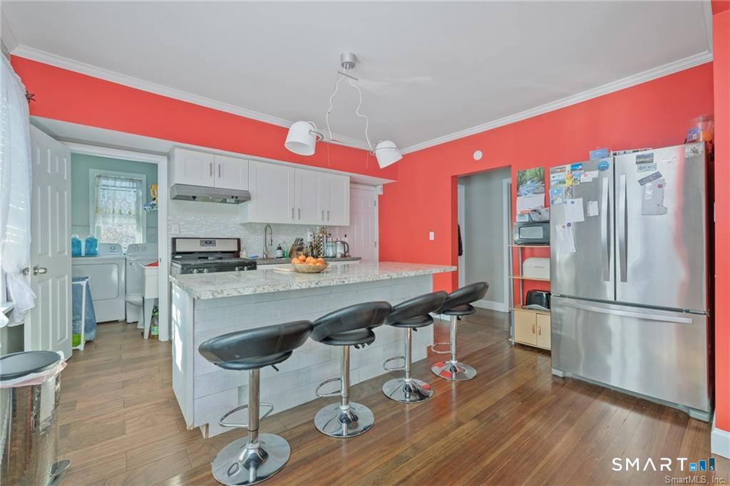 8 Erwin Place Unit: 3rd Floor