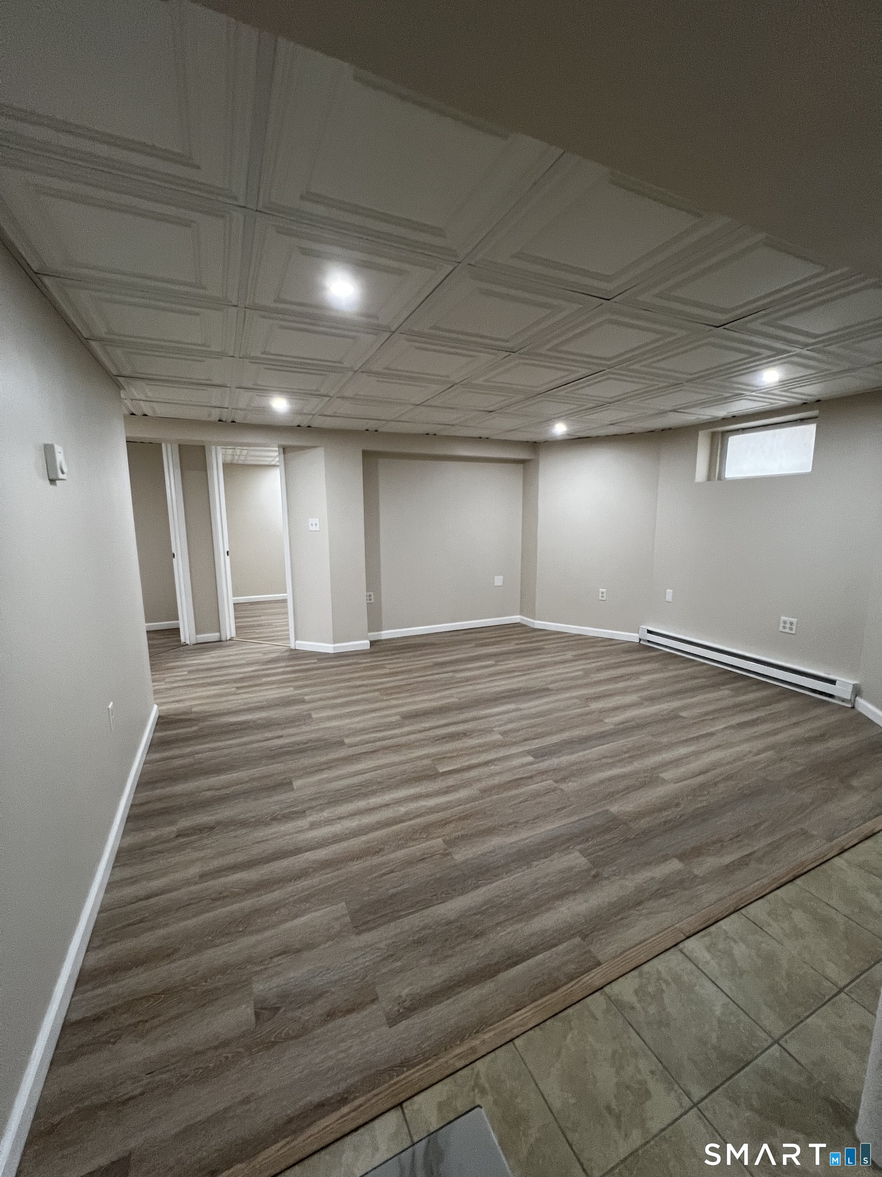 93 South Burritt Street Unit: Lower Level