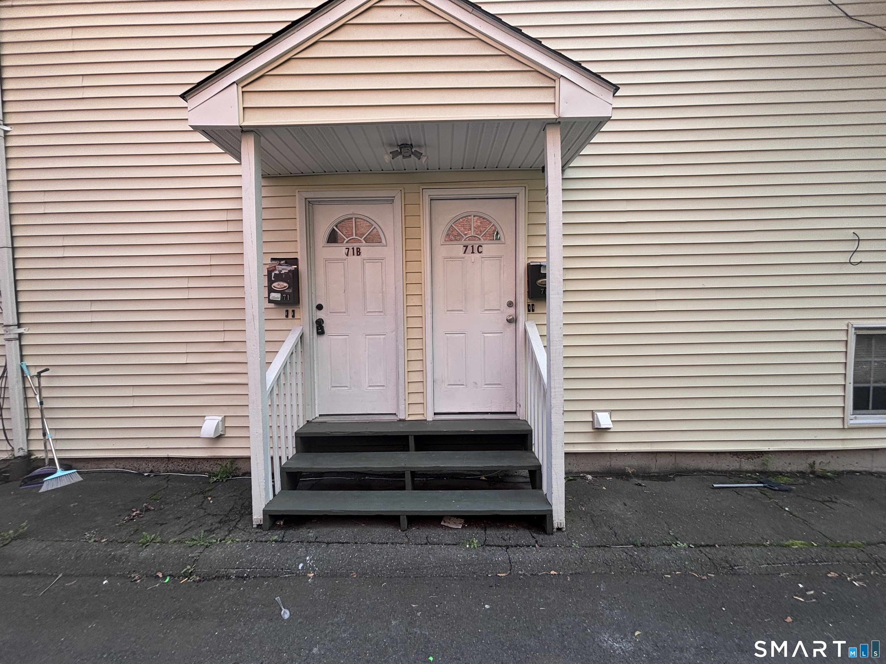 71 Williams Street Unit: C