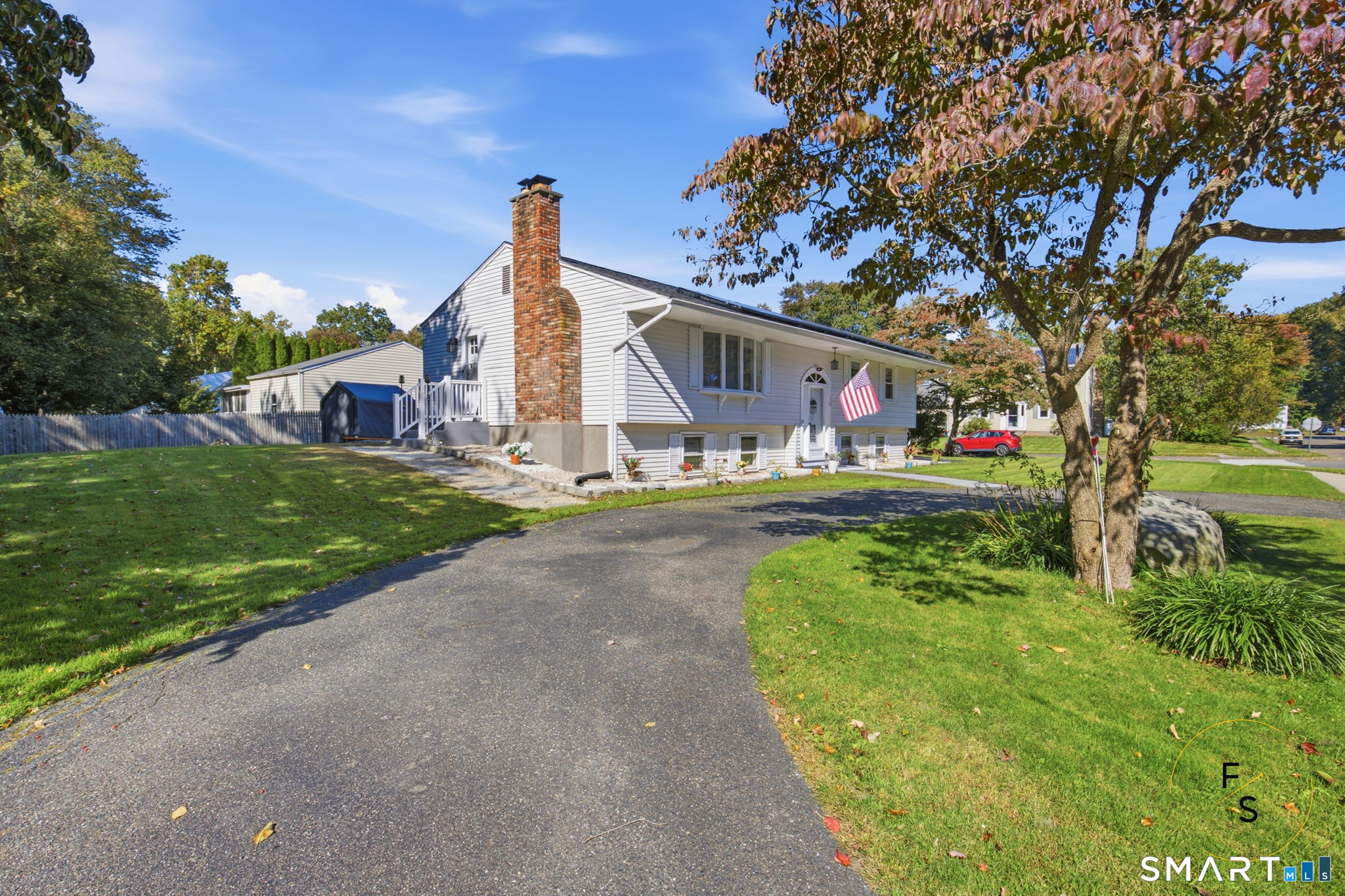 17 Pioneer Drive