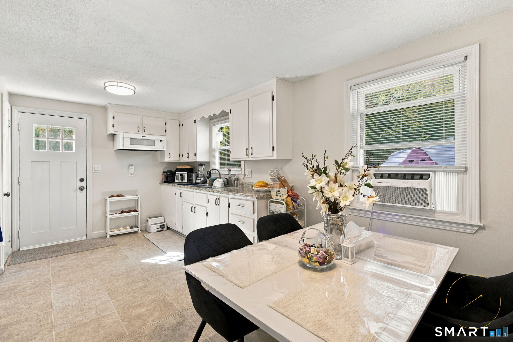 17 Pioneer Drive