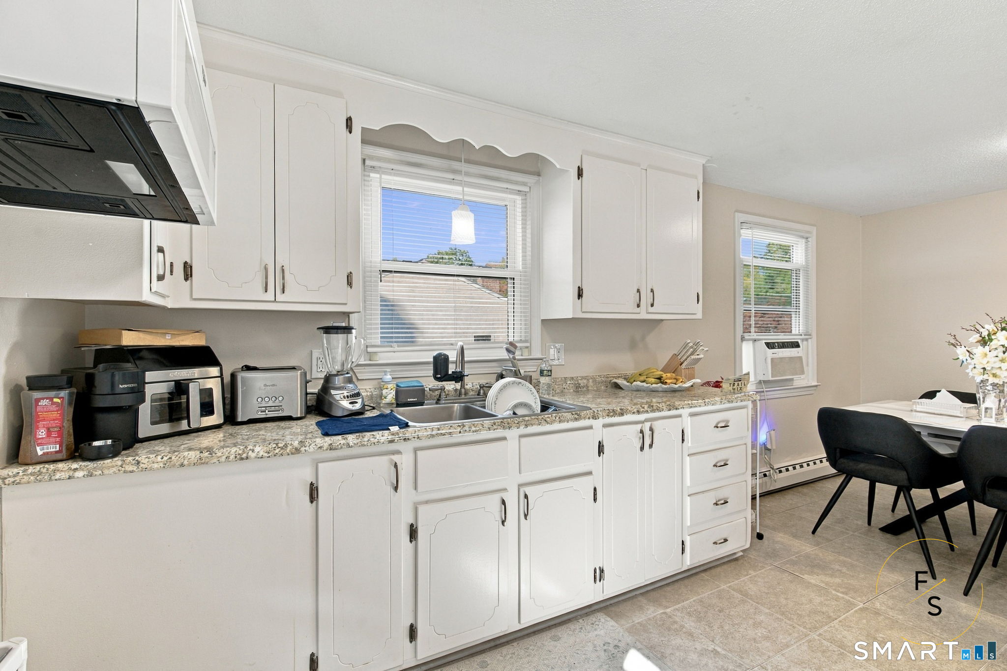 17 Pioneer Drive