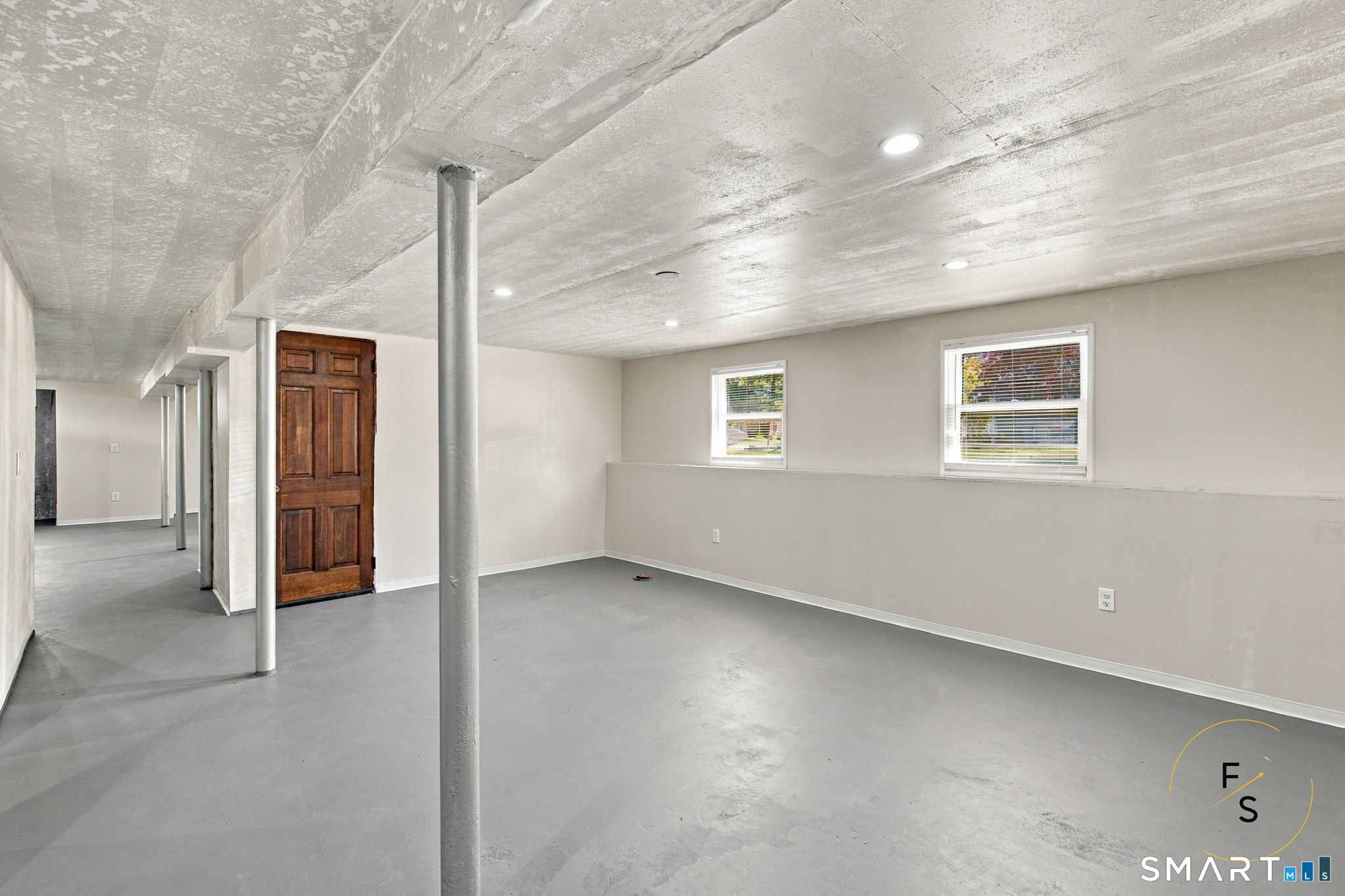 17 Pioneer Drive