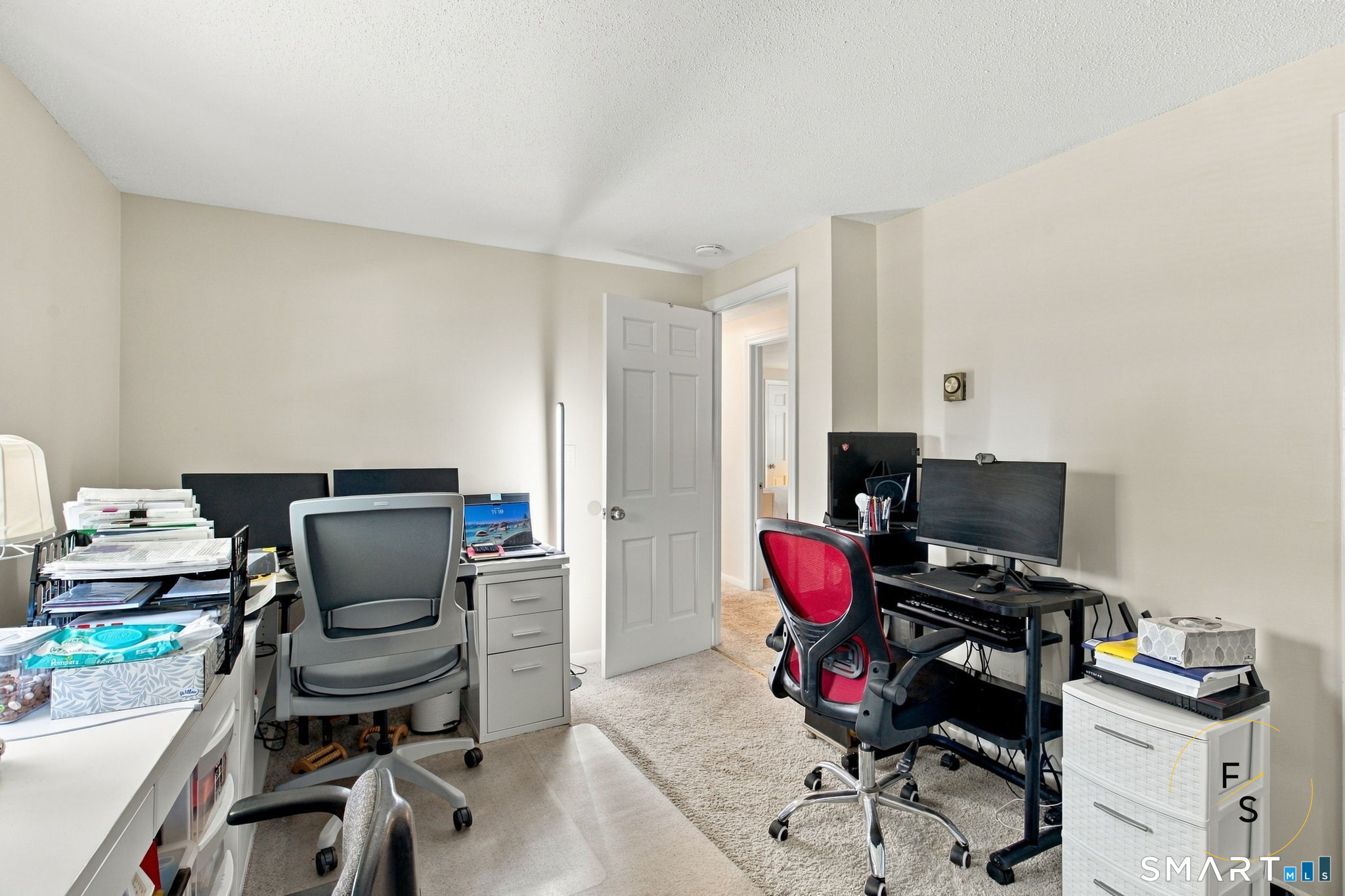 17 Pioneer Drive