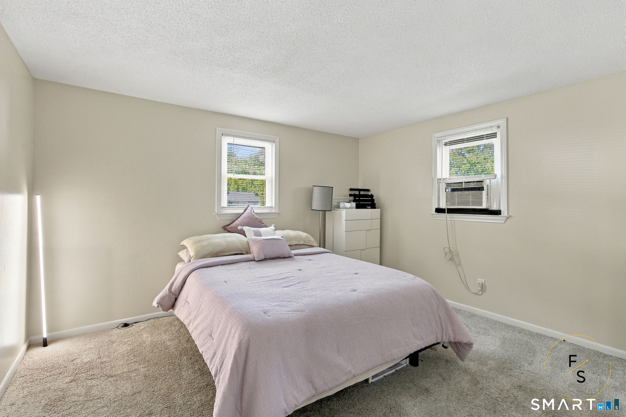 17 Pioneer Drive