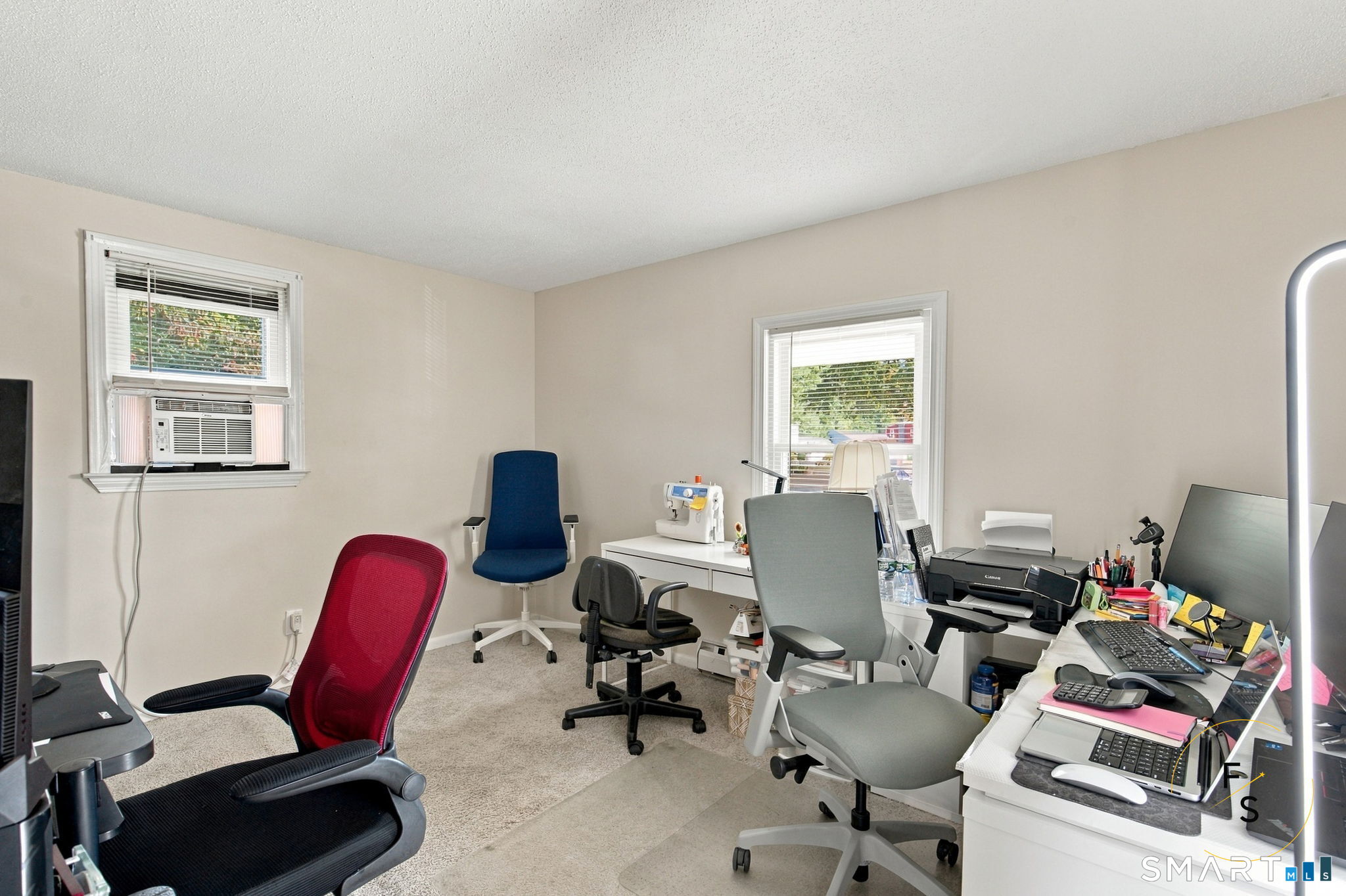 17 Pioneer Drive