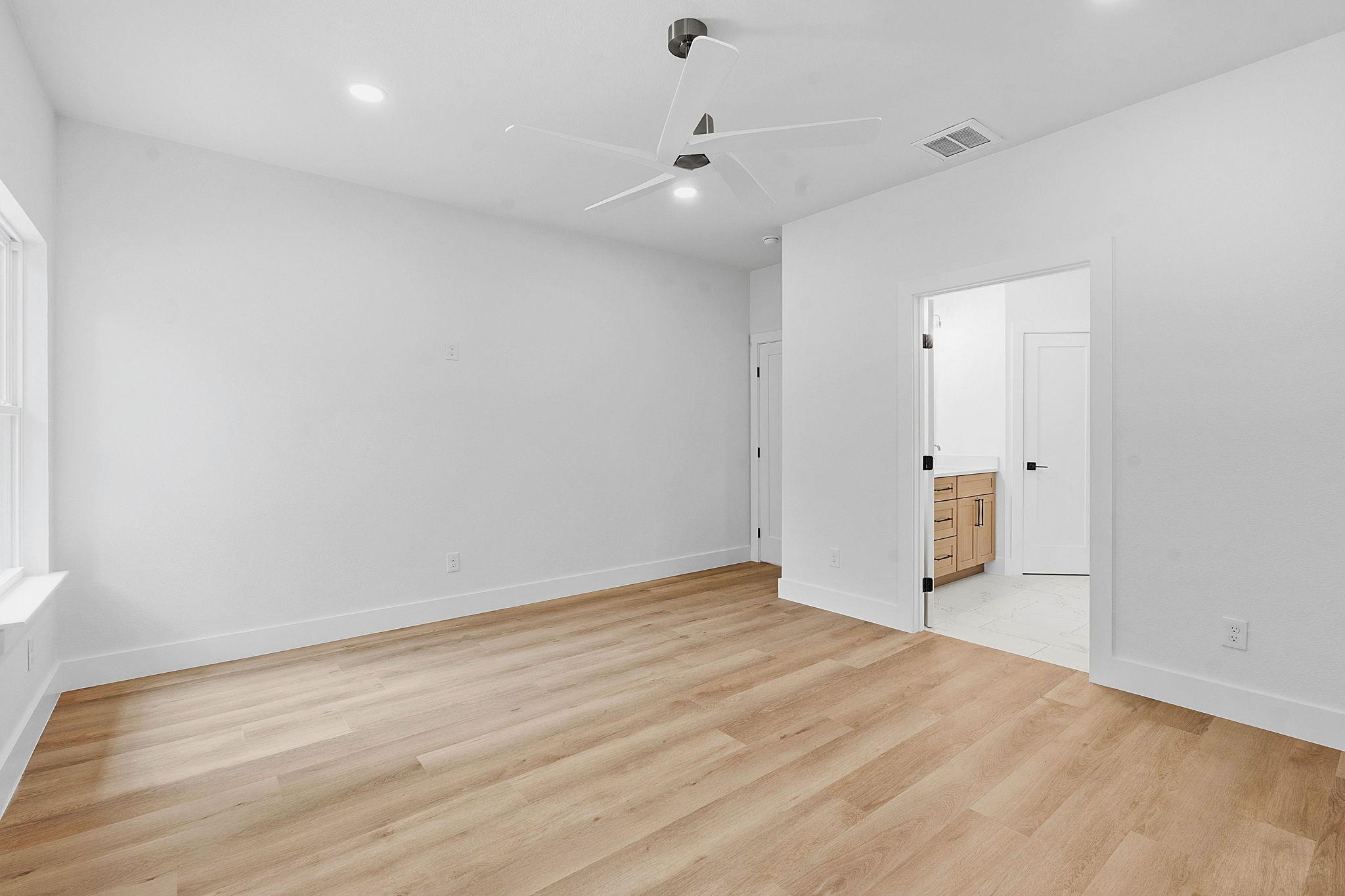 13 Country Place DR