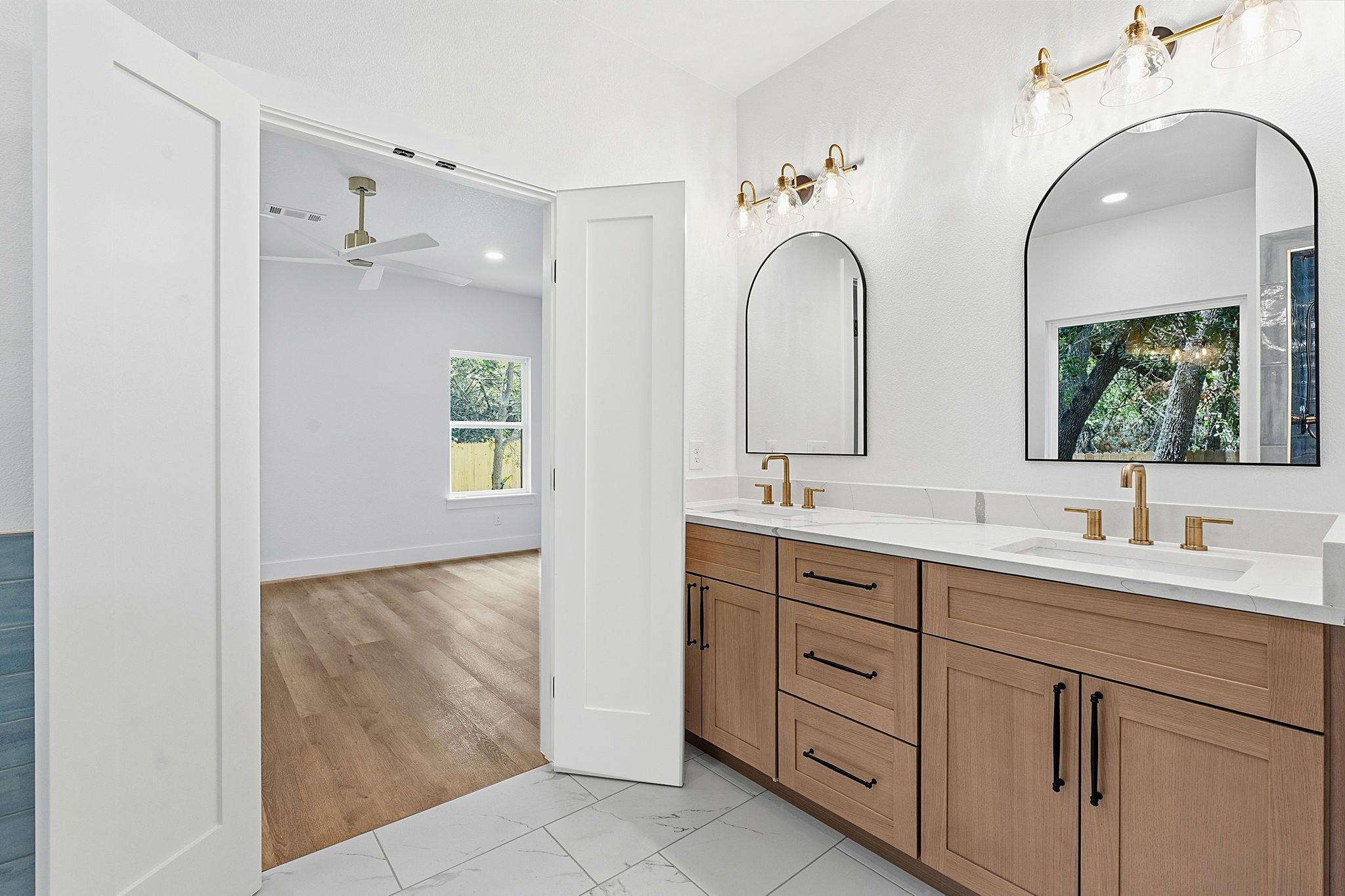 13 Country Place DR