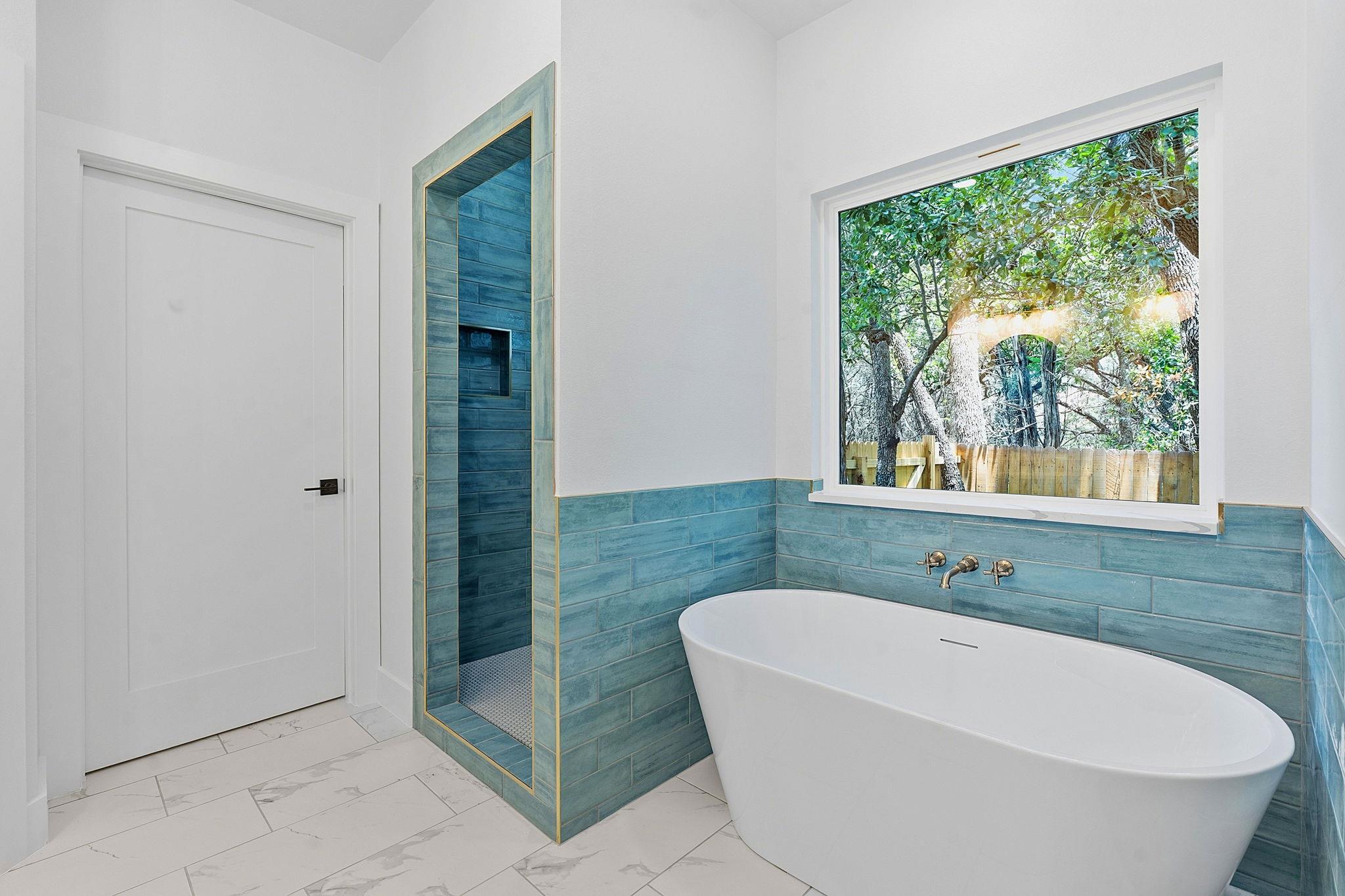 13 Country Place DR