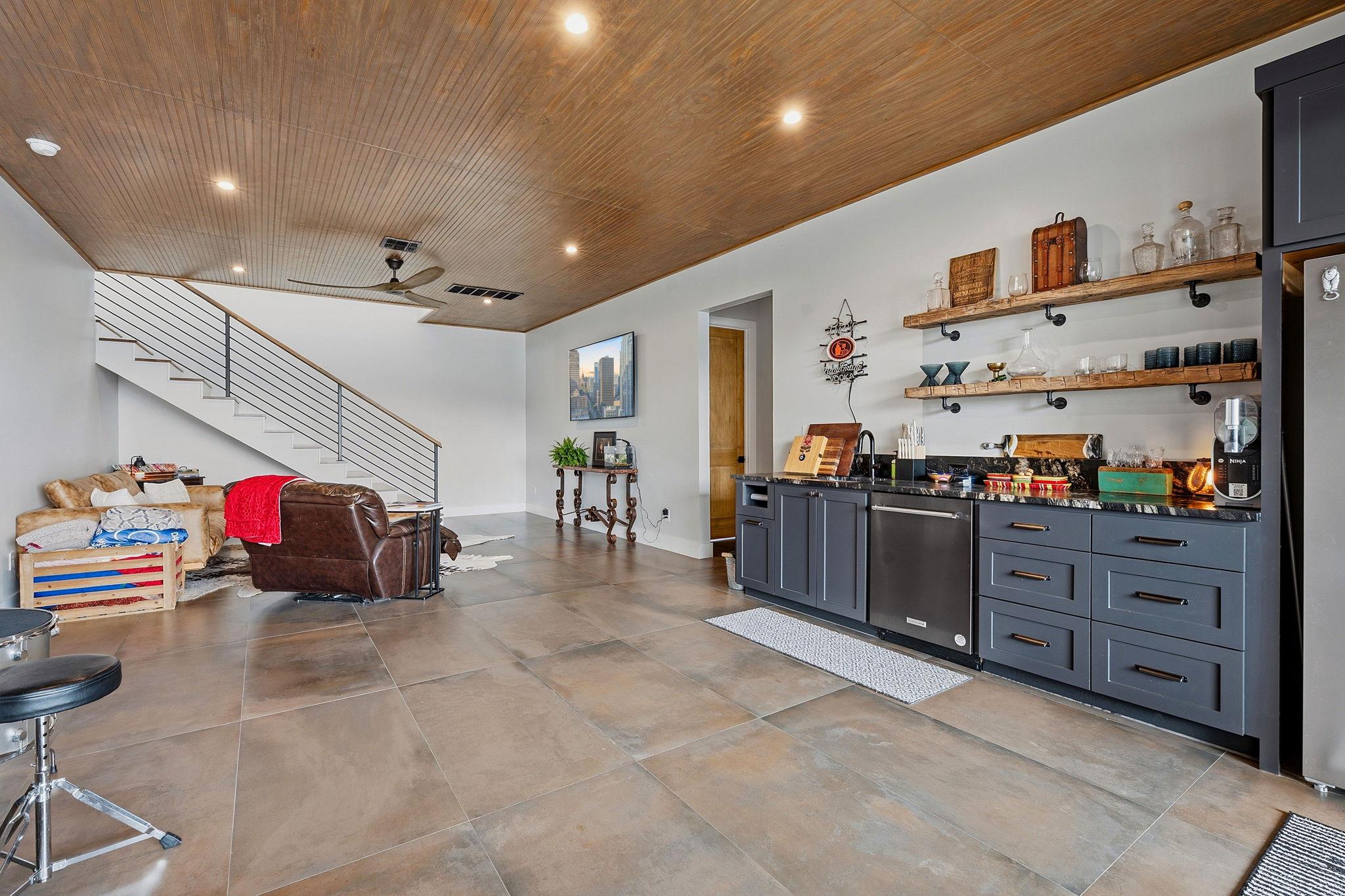 194 Placid WAY