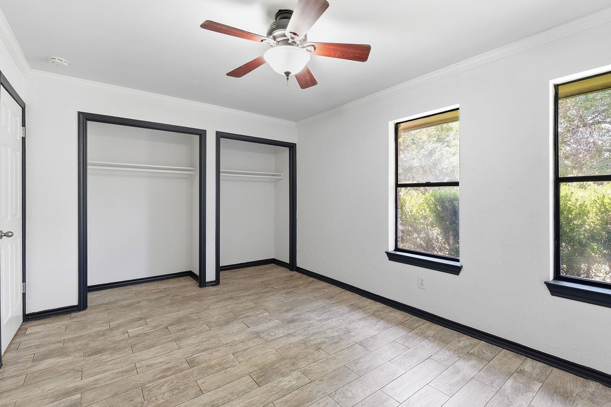 4 & 6 Acacia DR