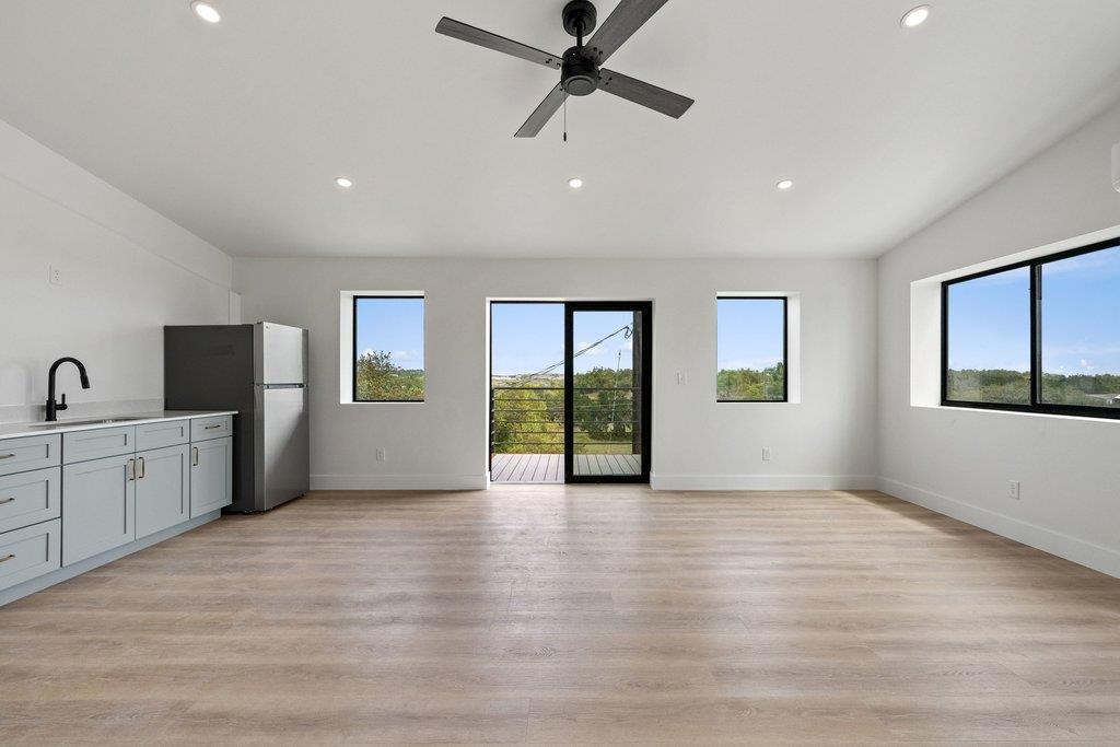 451 Farrell RD # 301B