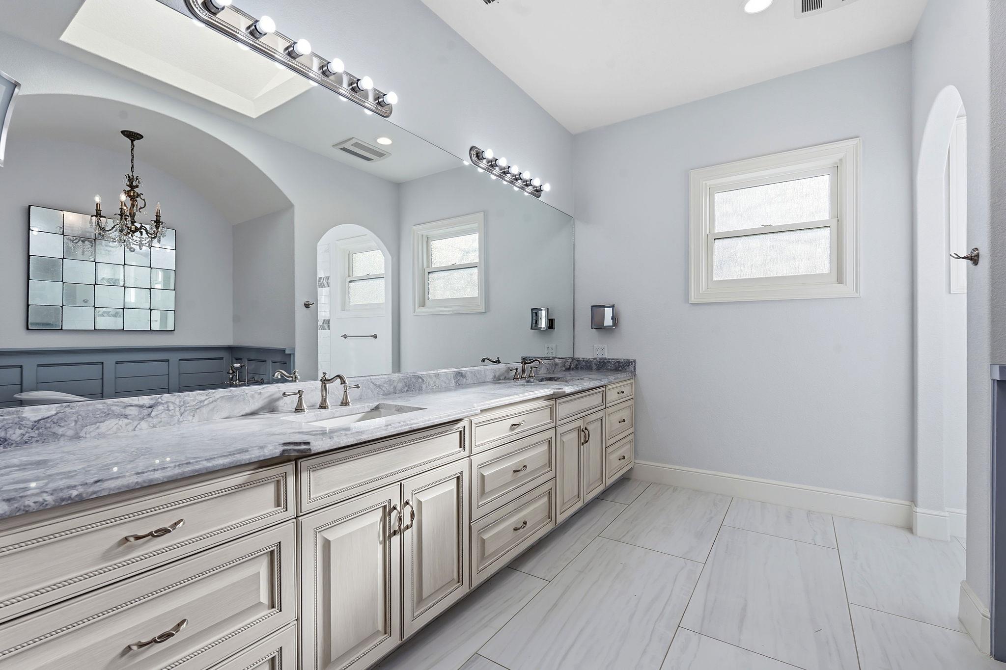 306 Napa CT