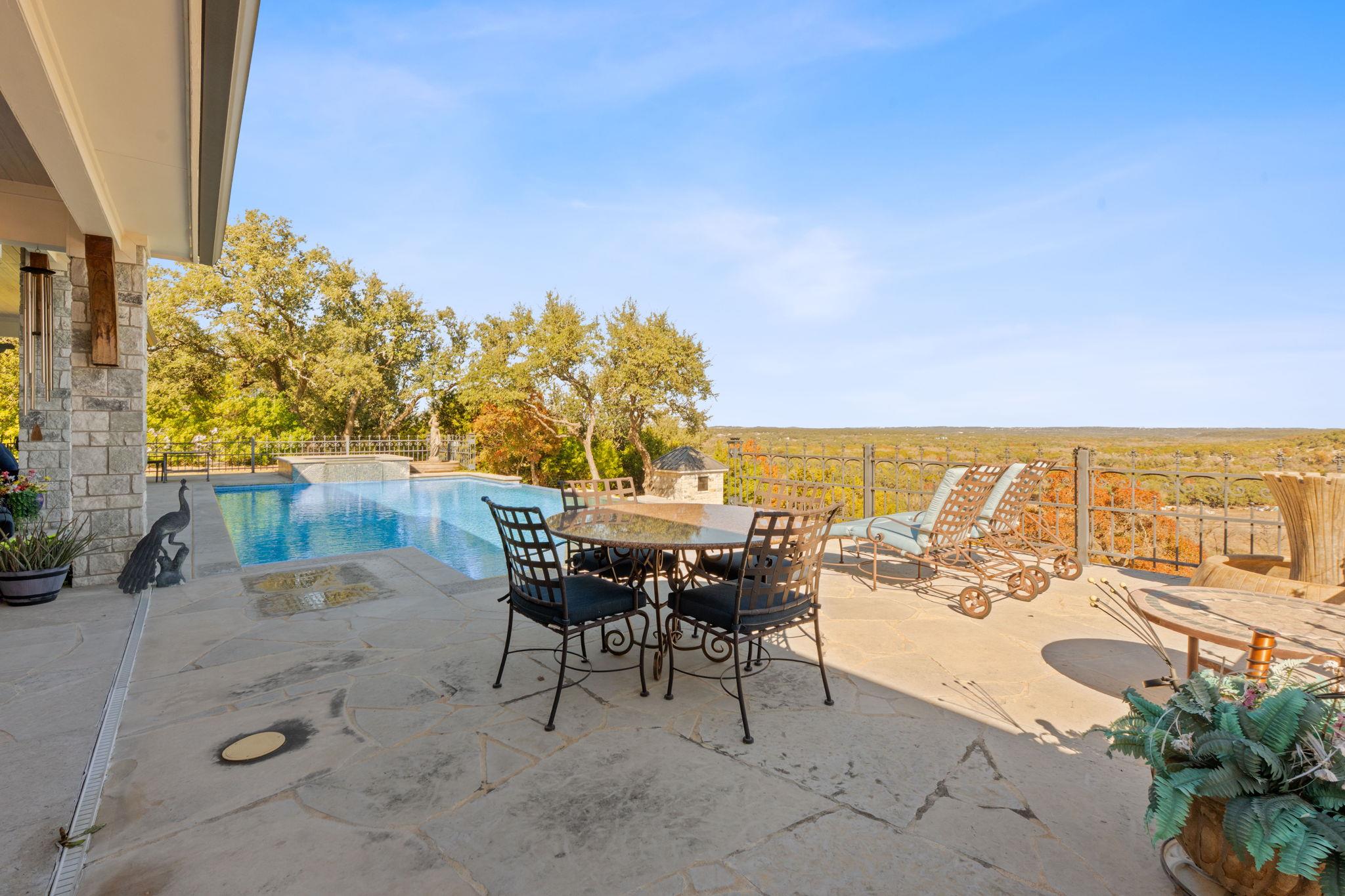 306 Napa CT