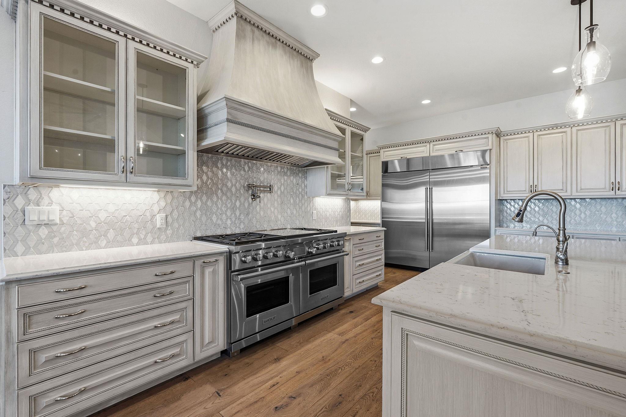 306 Napa CT