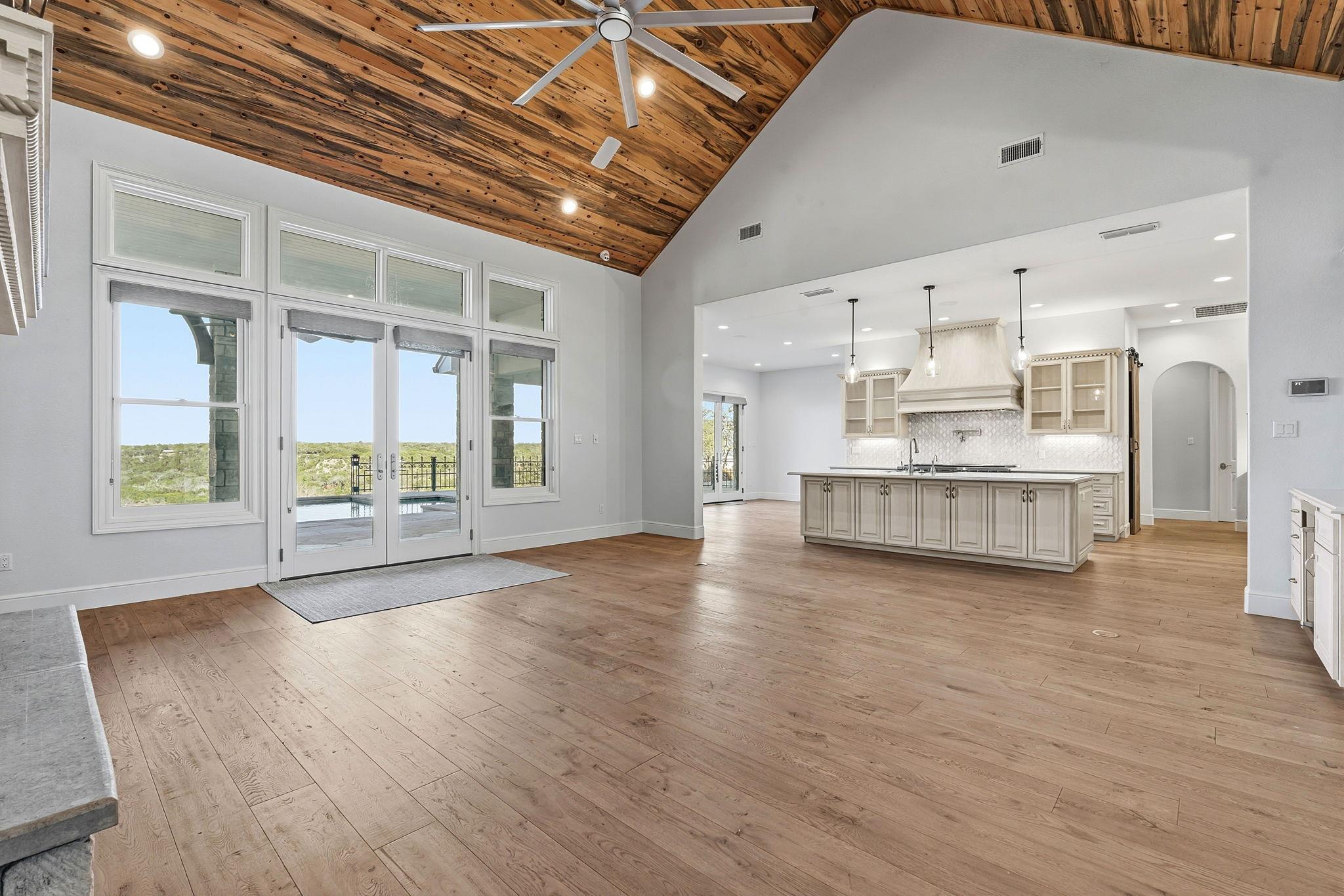 306 Napa CT