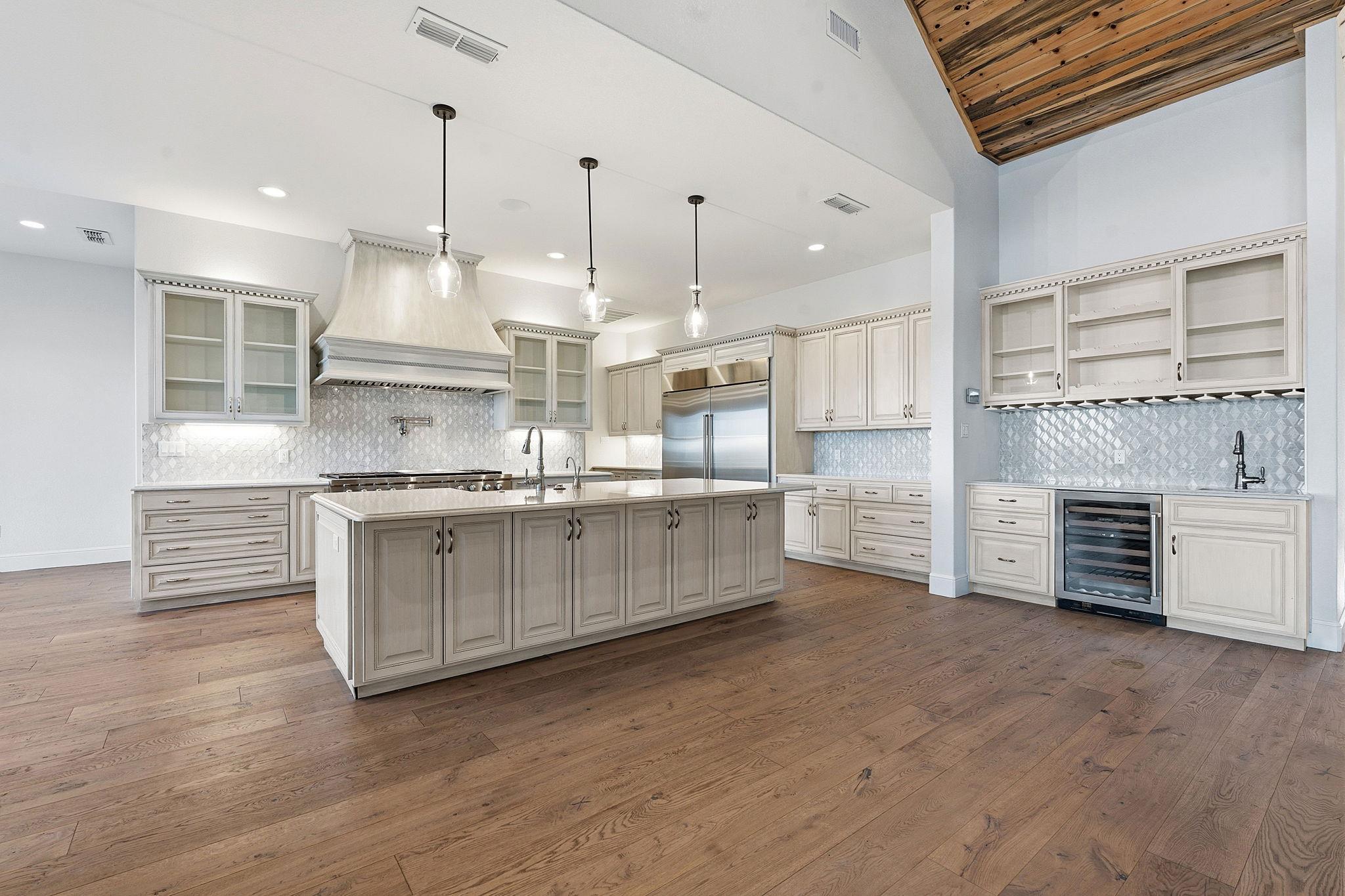 306 Napa CT
