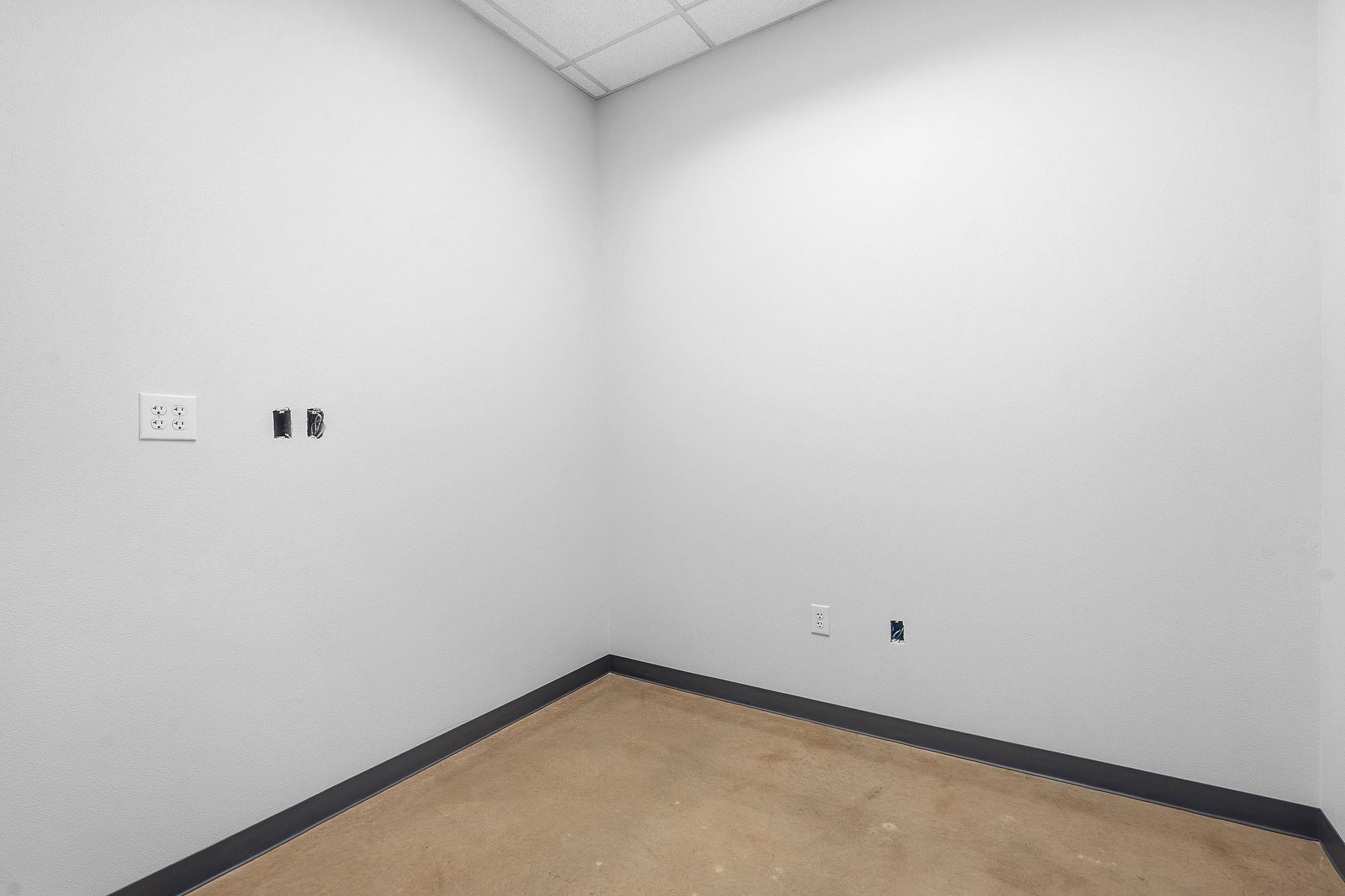 7748 E Us Highway 290 # 1