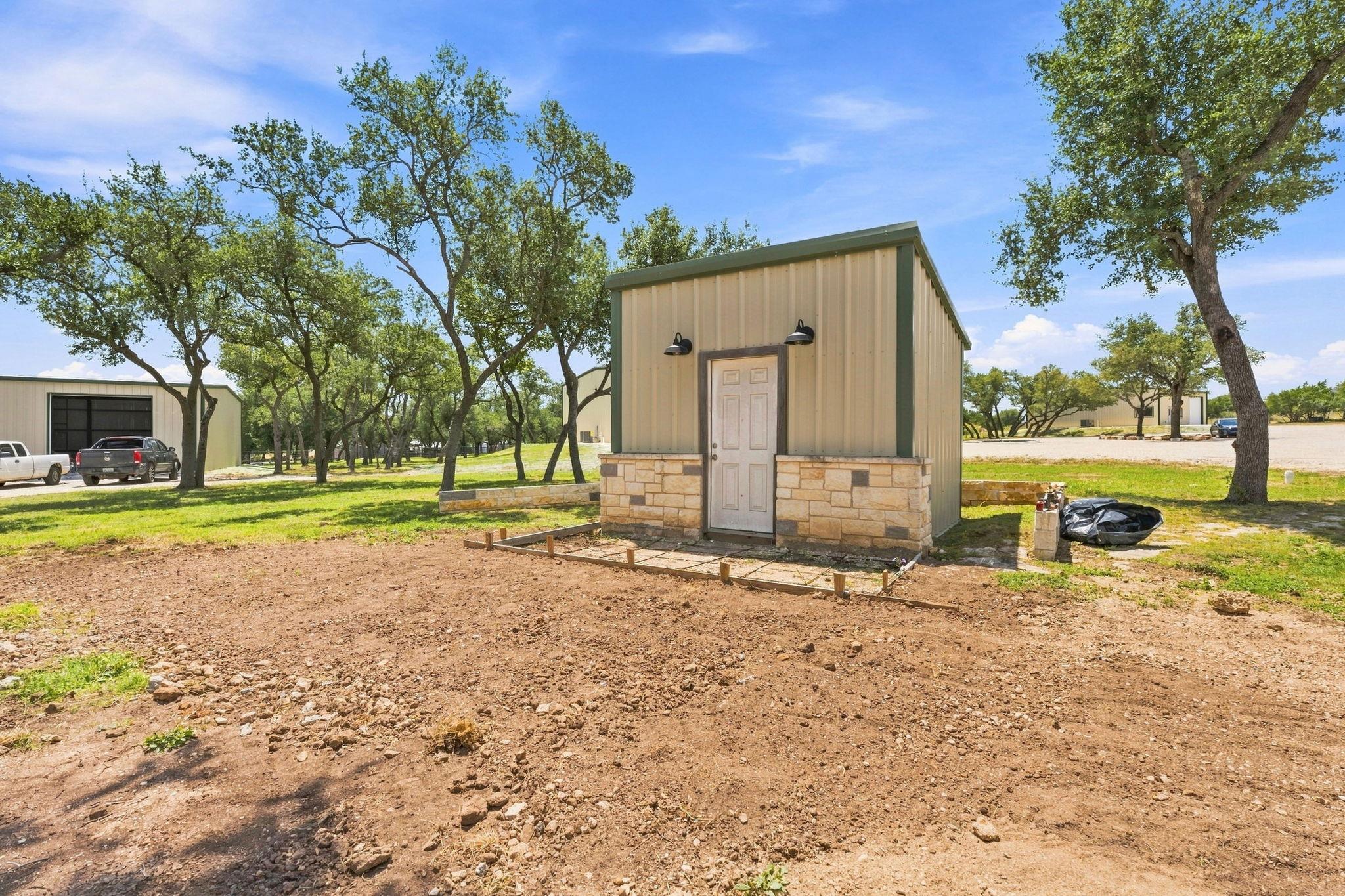 7748 E Us Highway 290 # 5