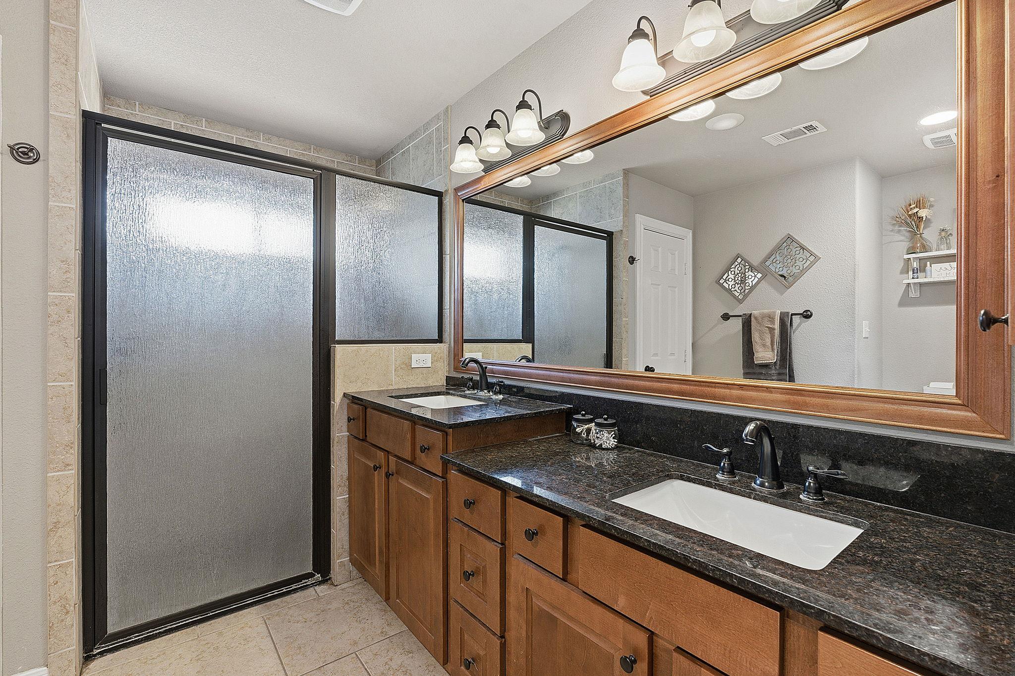 8 Stone Creek CIR