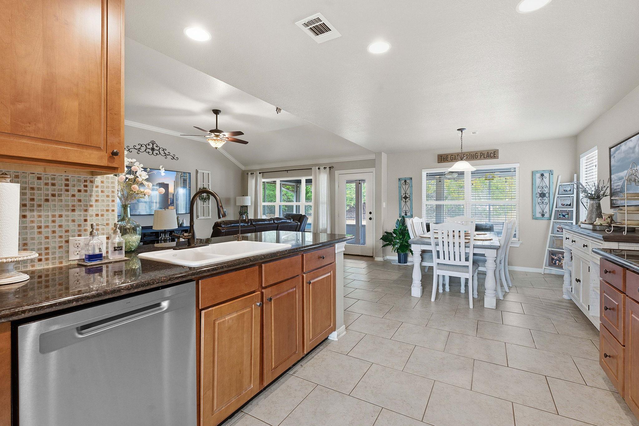 8 Stone Creek CIR