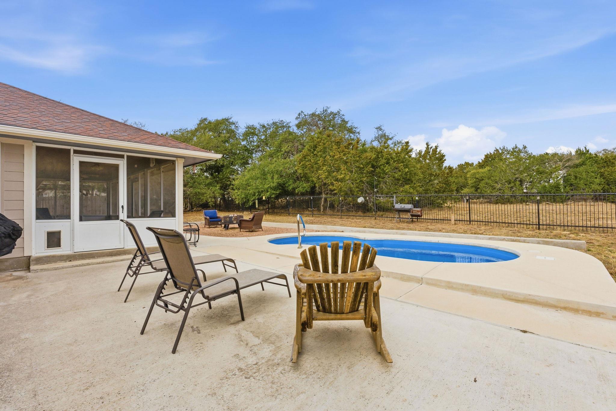 8 Stone Creek CIR