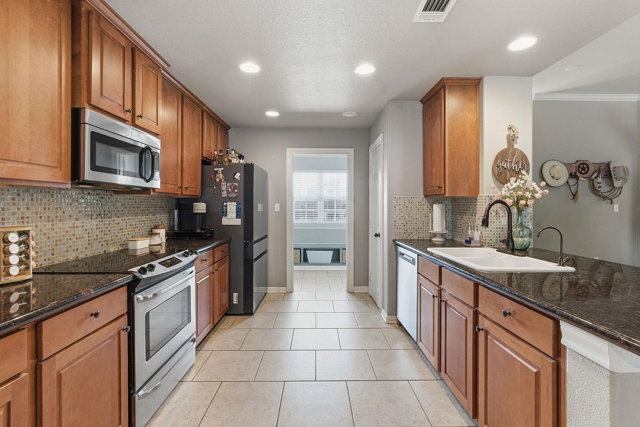 8 Stone Creek CIR