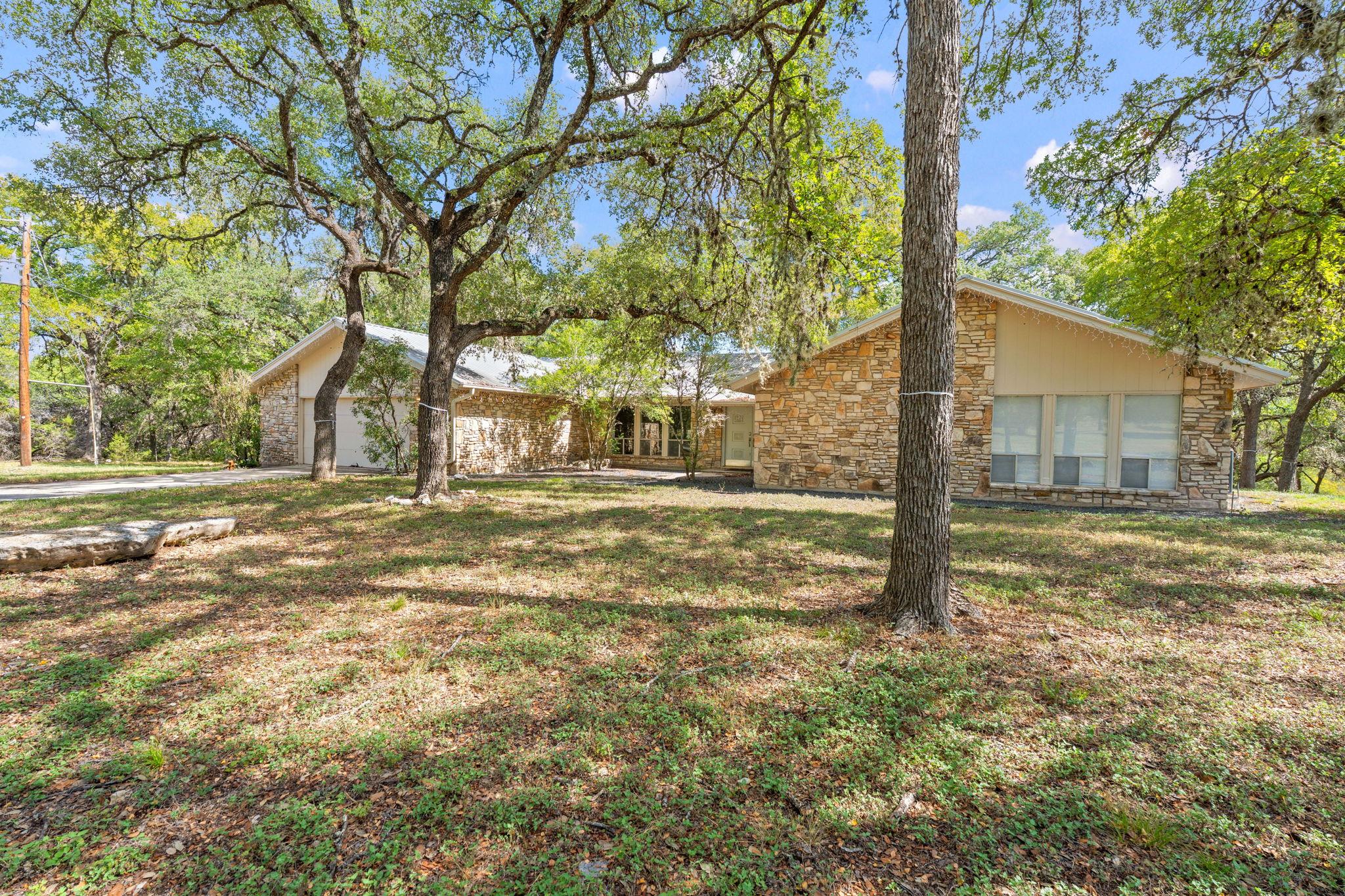 110 Hillsedge RD