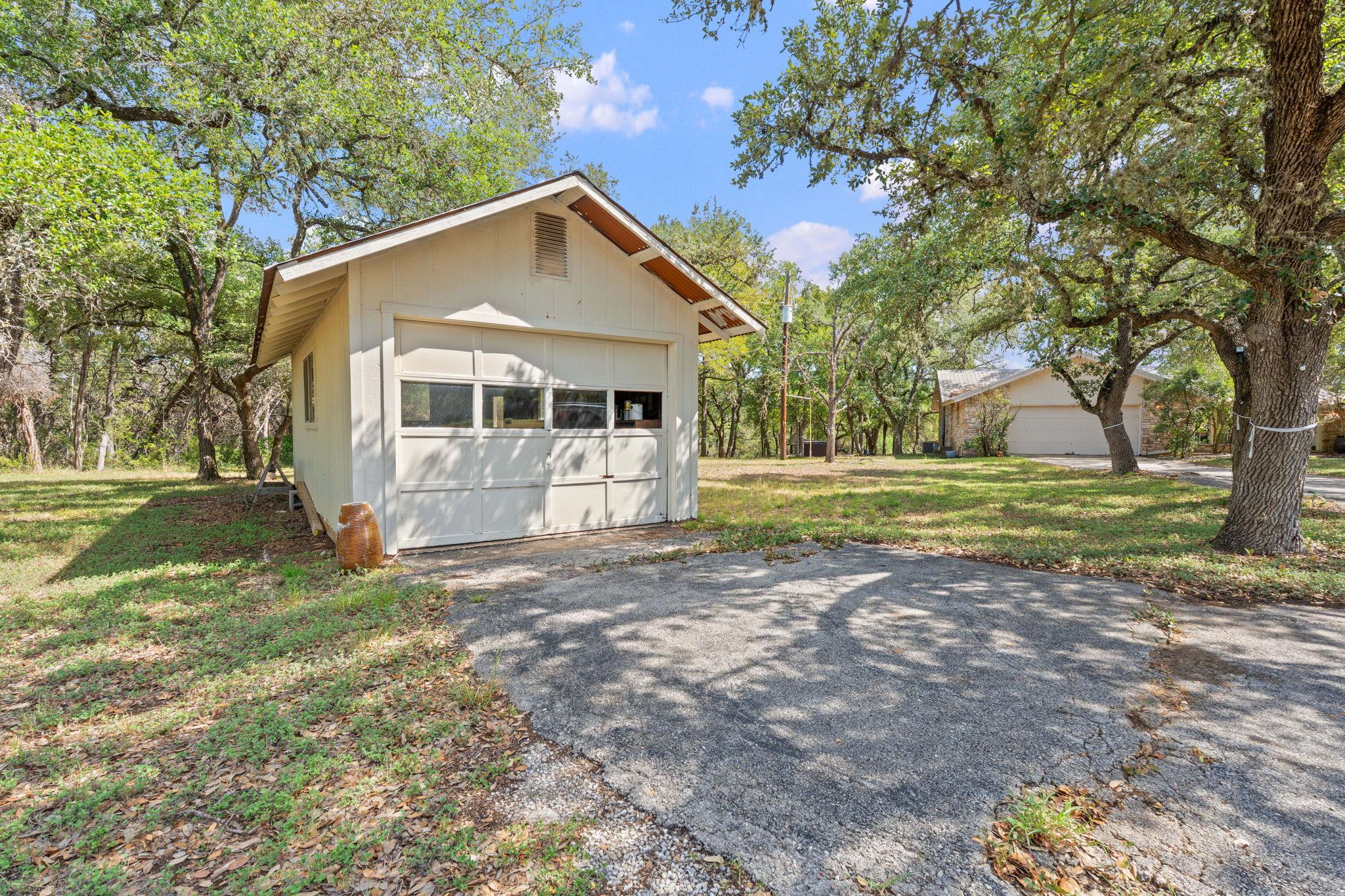110 Hillsedge RD