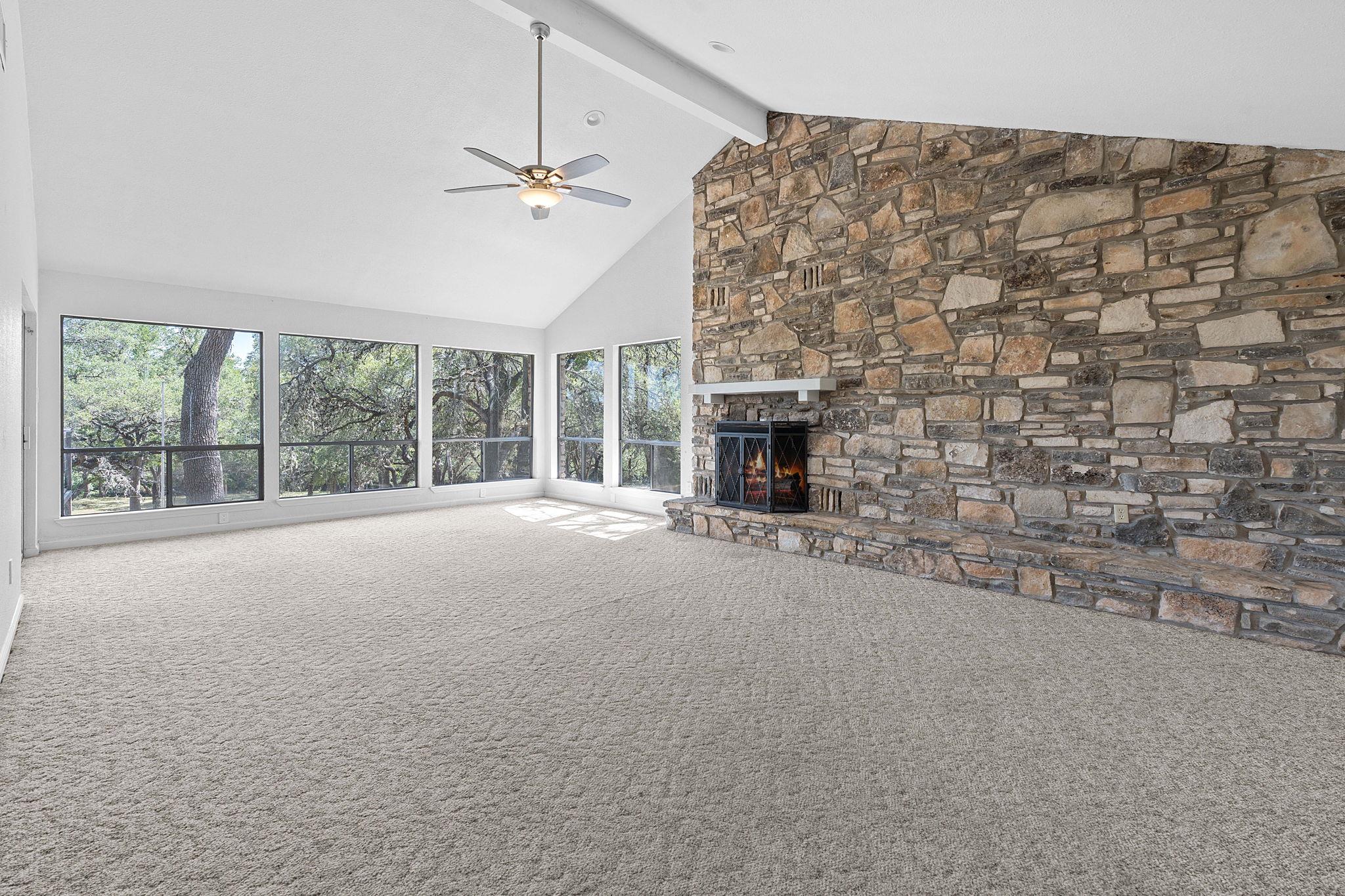 110 Hillsedge RD
