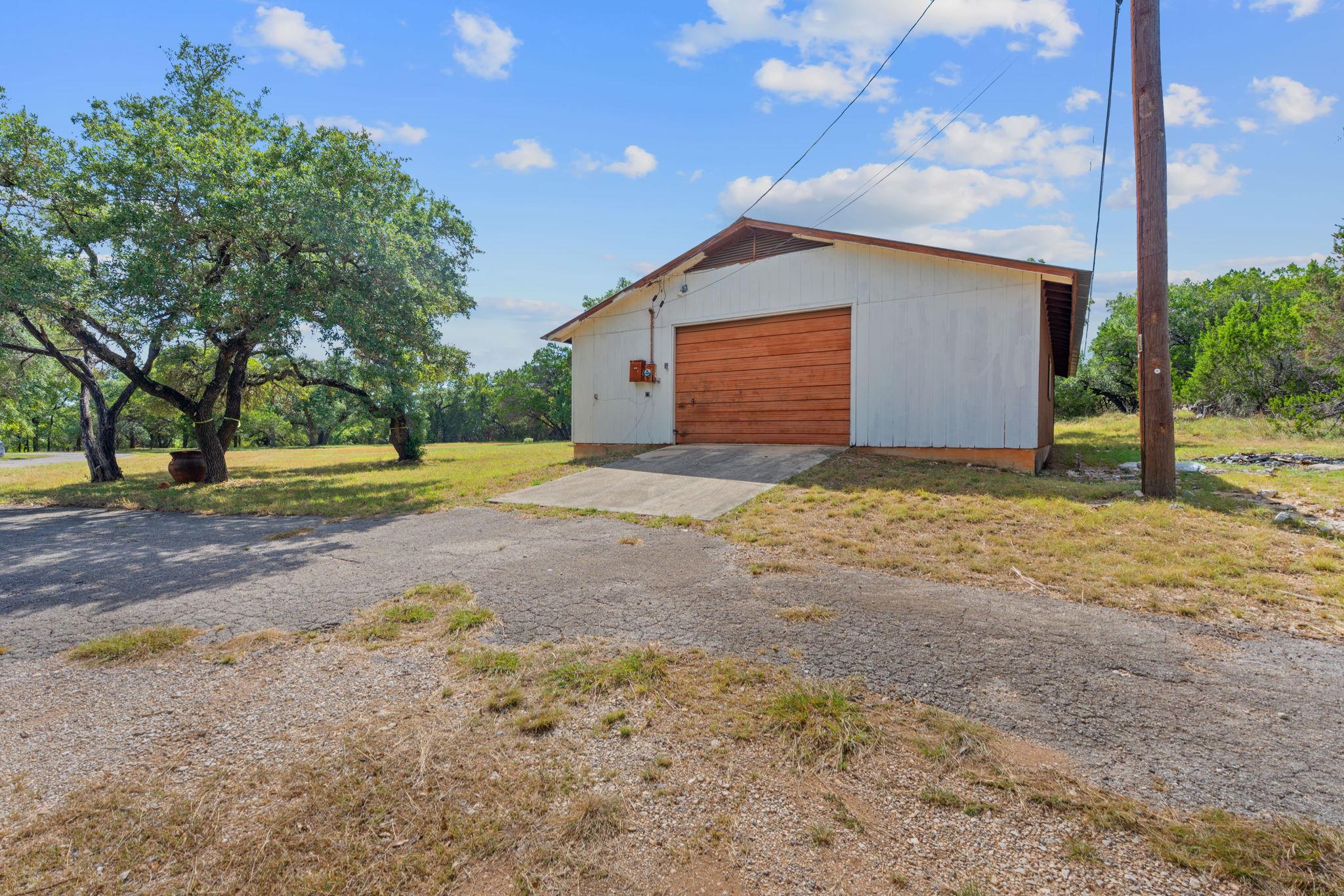 110 Hillsedge RD