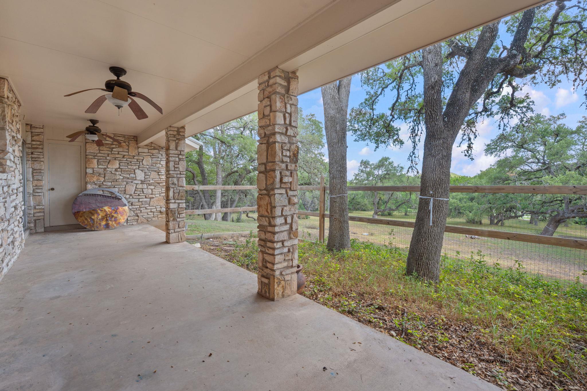 110 Hillsedge RD