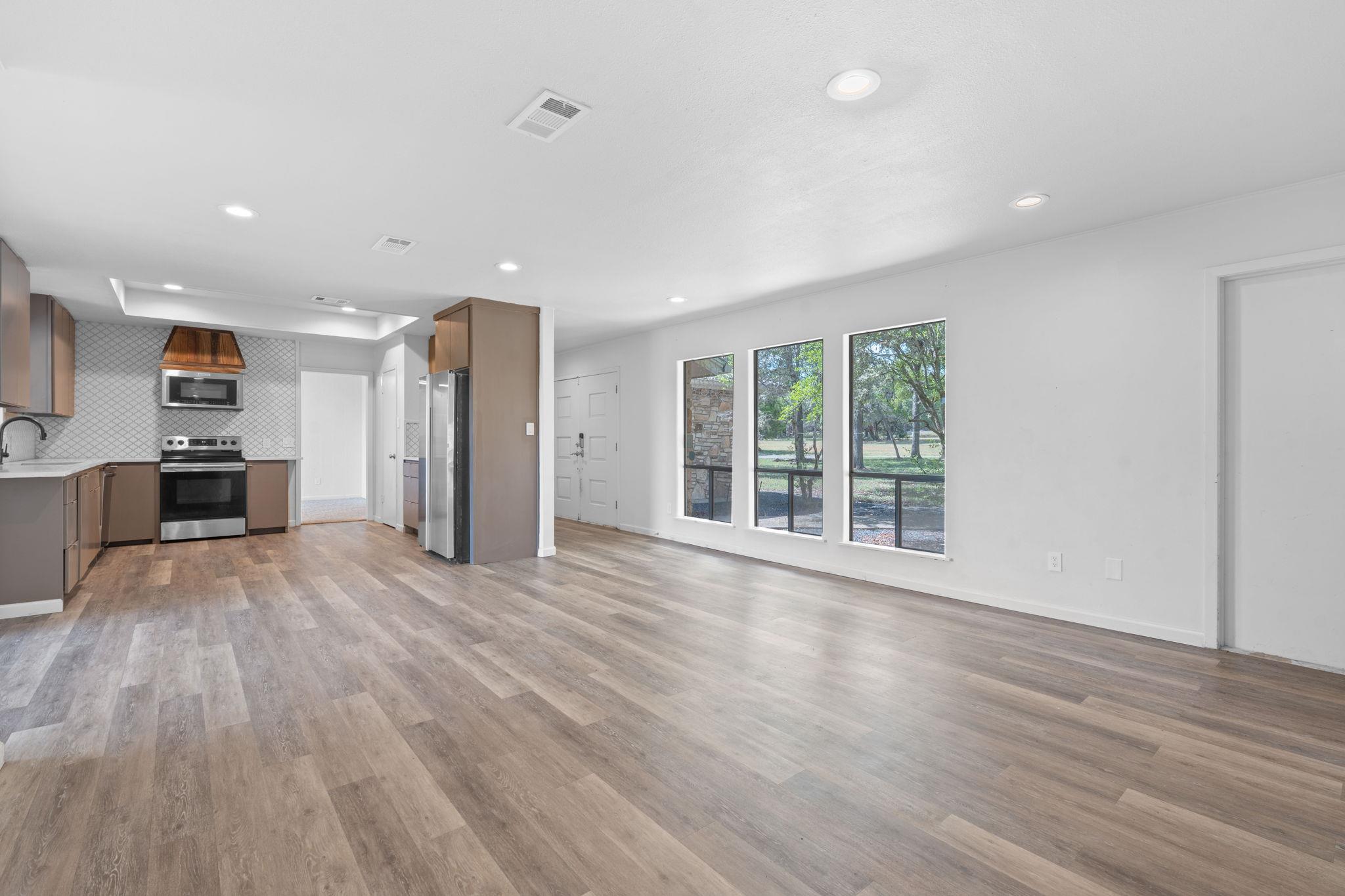 110 Hillsedge RD