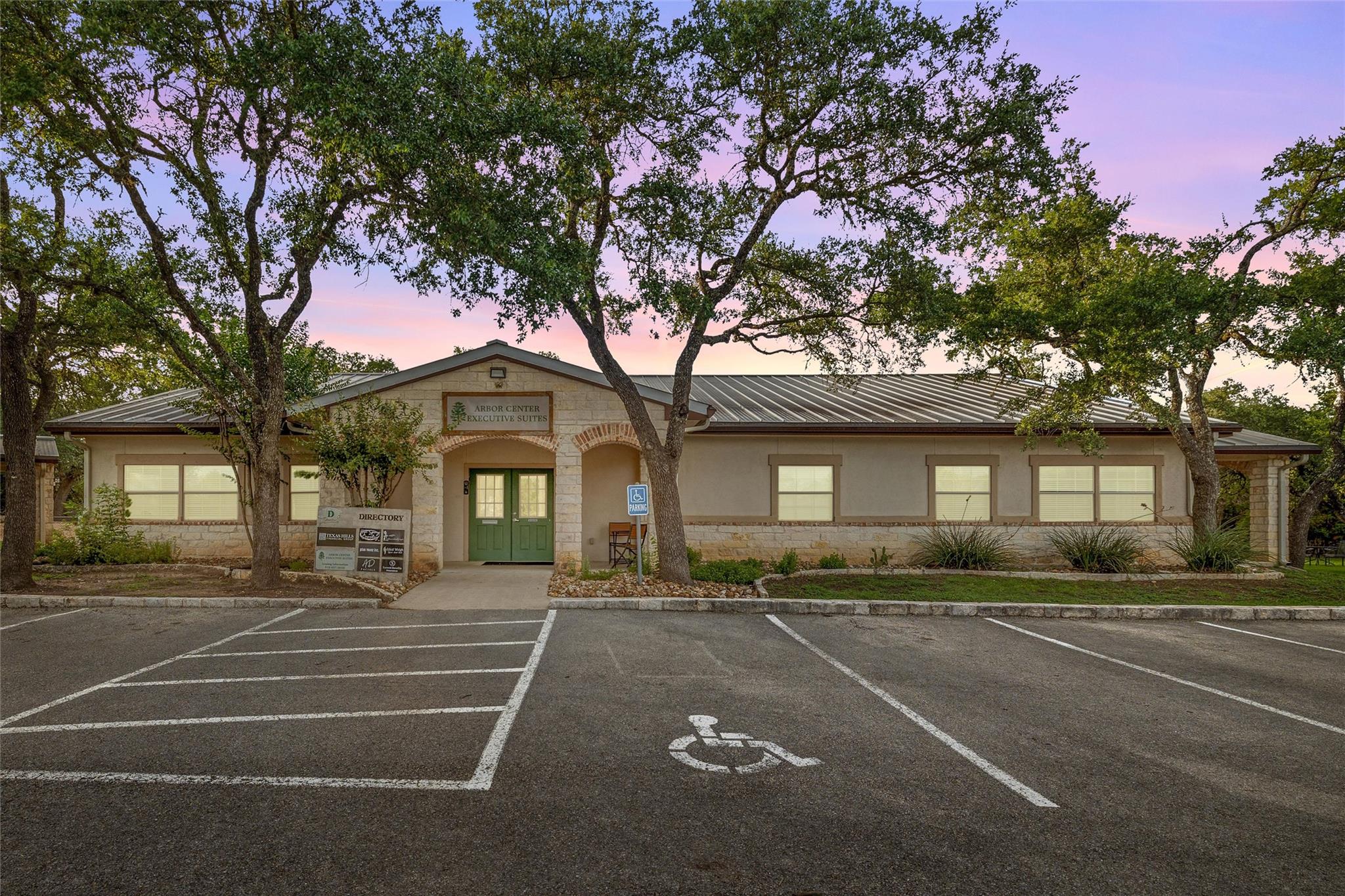 800 W Highway 290 # D