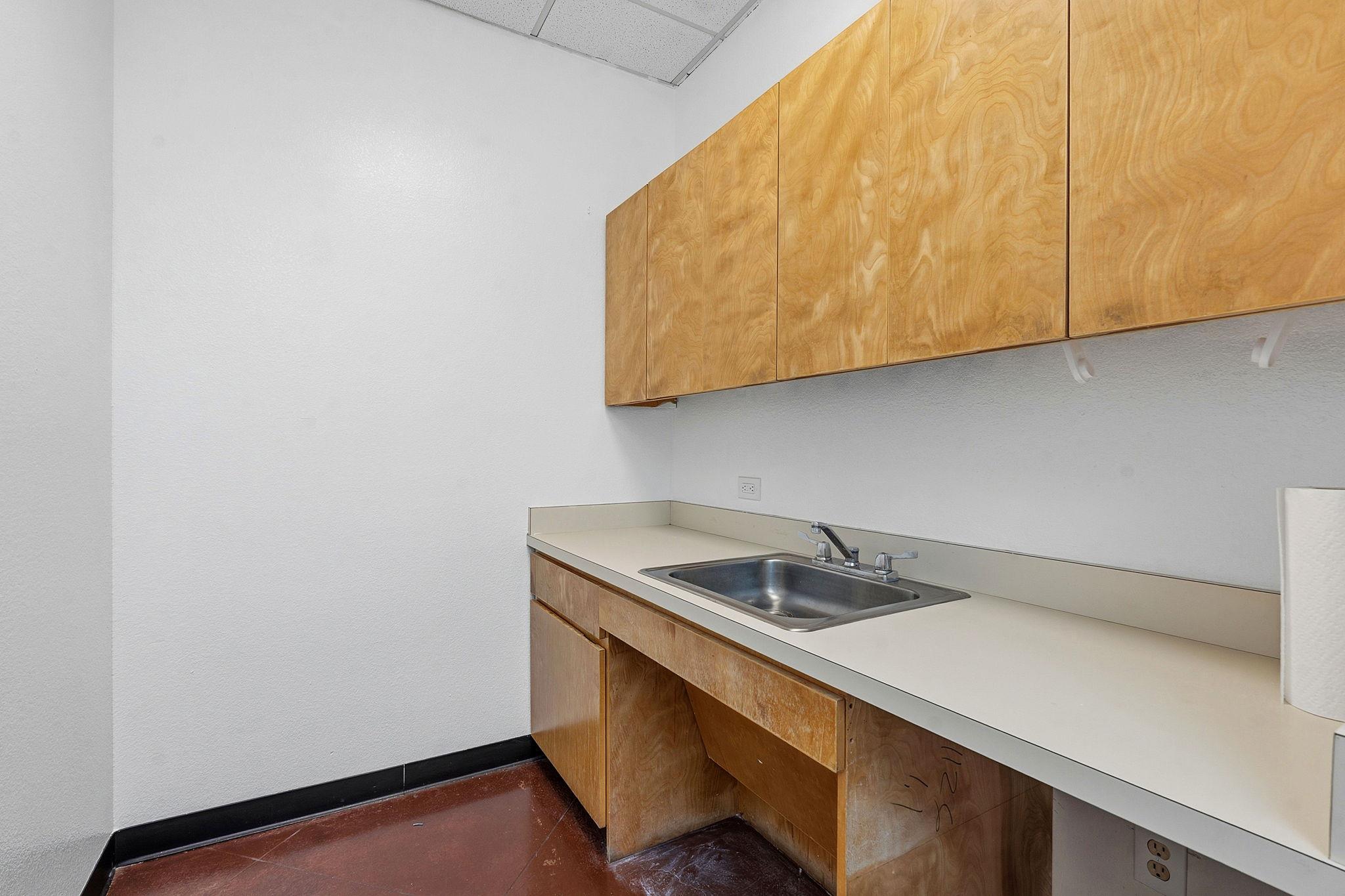 2100 E Highway 290 # A