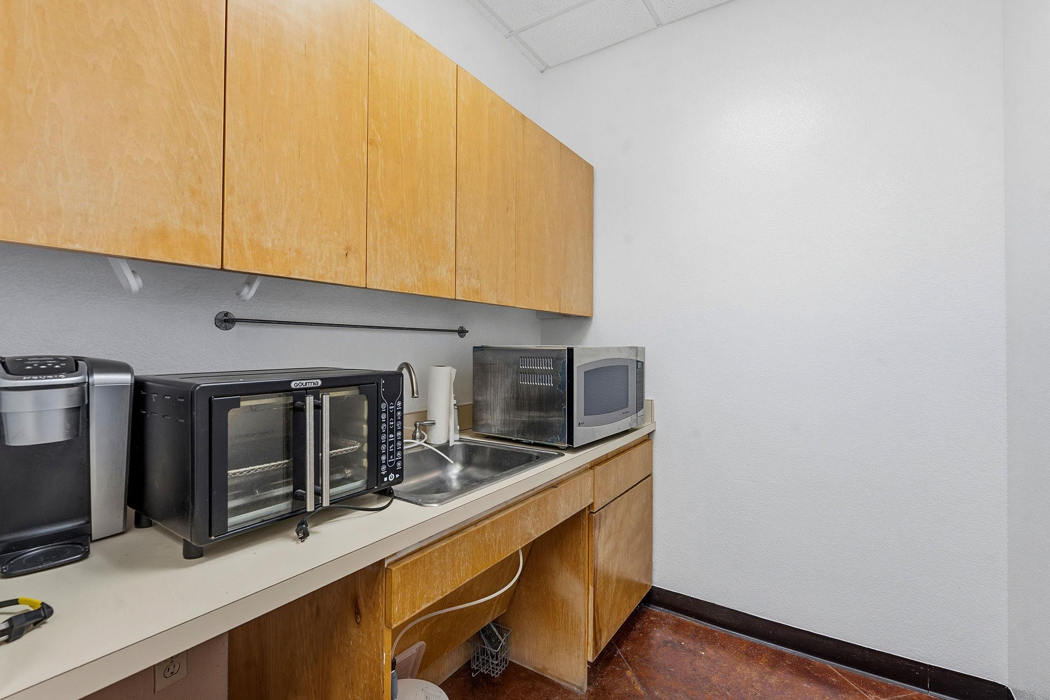 2100 E Highway 290 # A