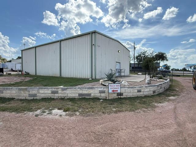 7748 E Us Highway 290 # 1