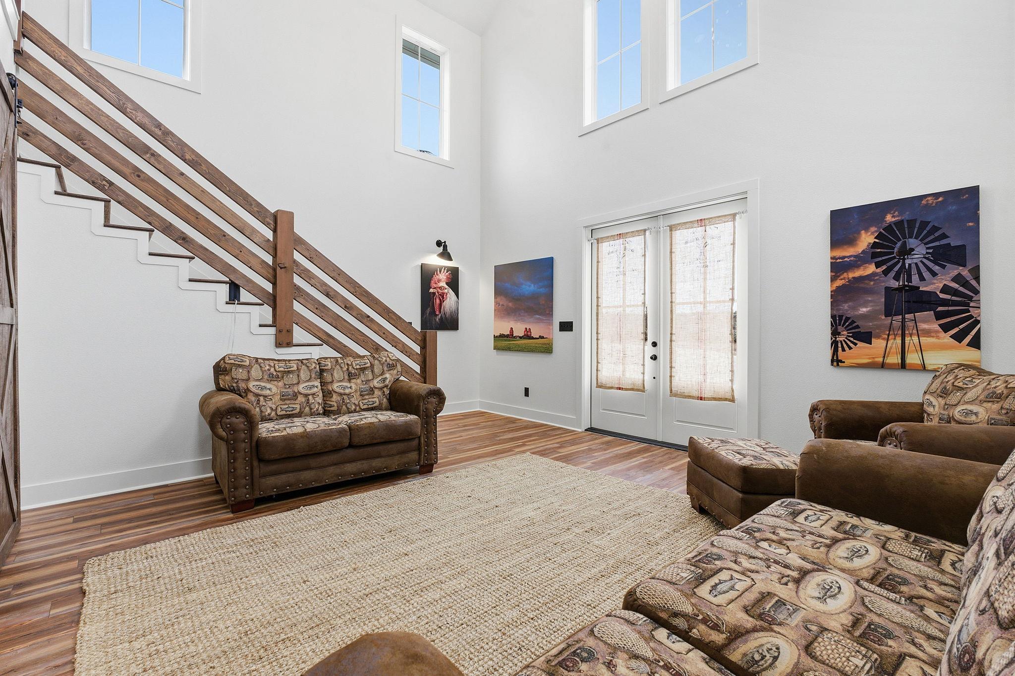 1006 Frost Ave