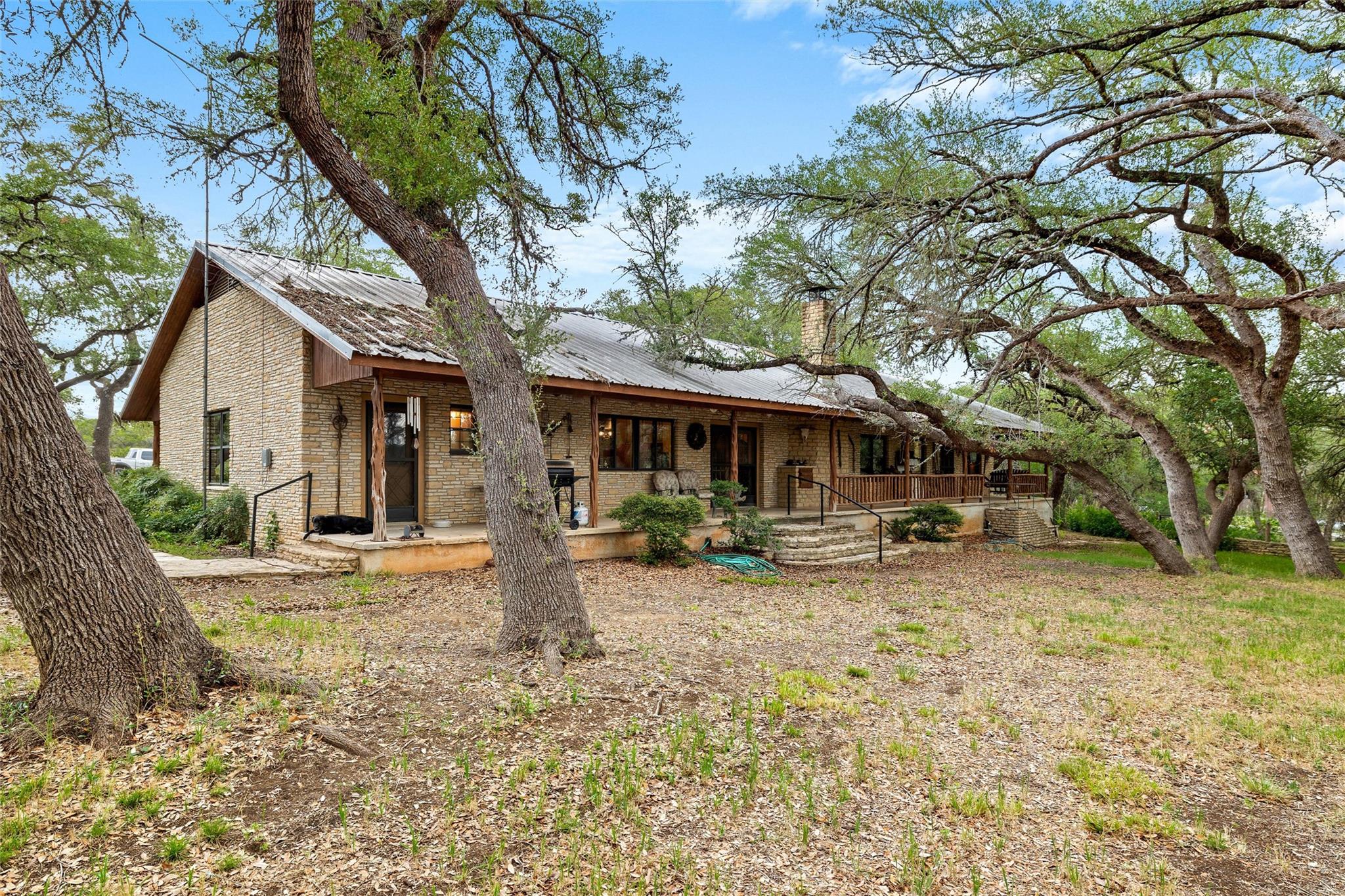 1128 Posey Ranch RD