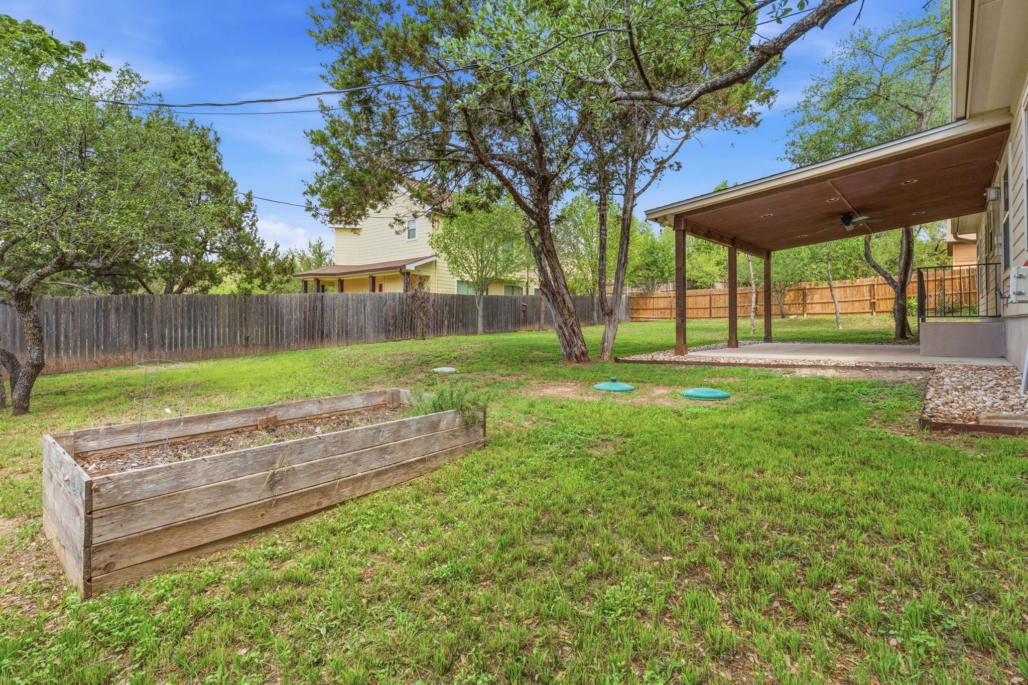 10215 Twin Lake LOOP