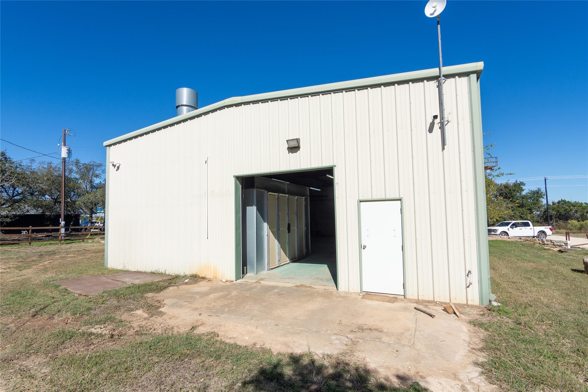 7748 E Us Highway 290