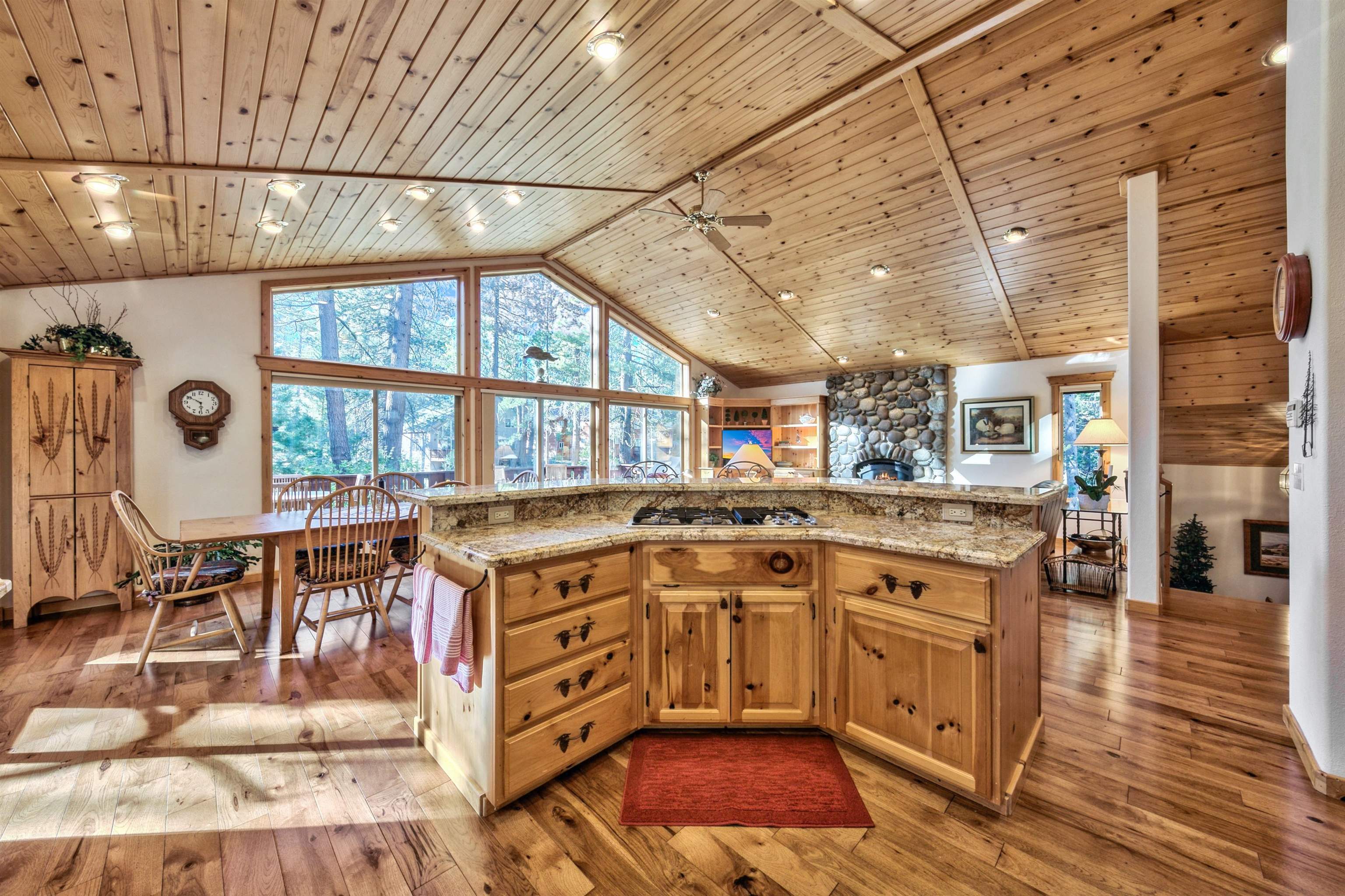 13355 Skiview Loop