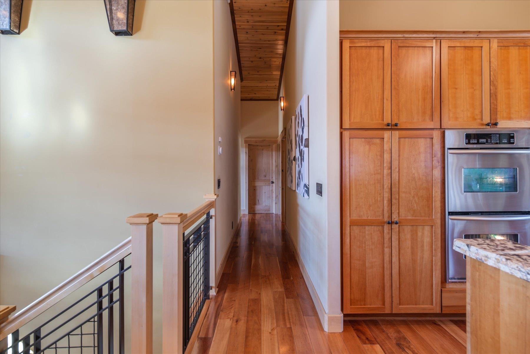 12530 Pinnacle Loop