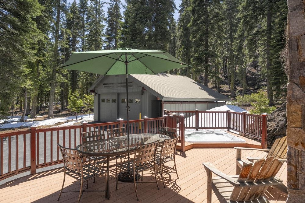 2700 Rustic Lane
