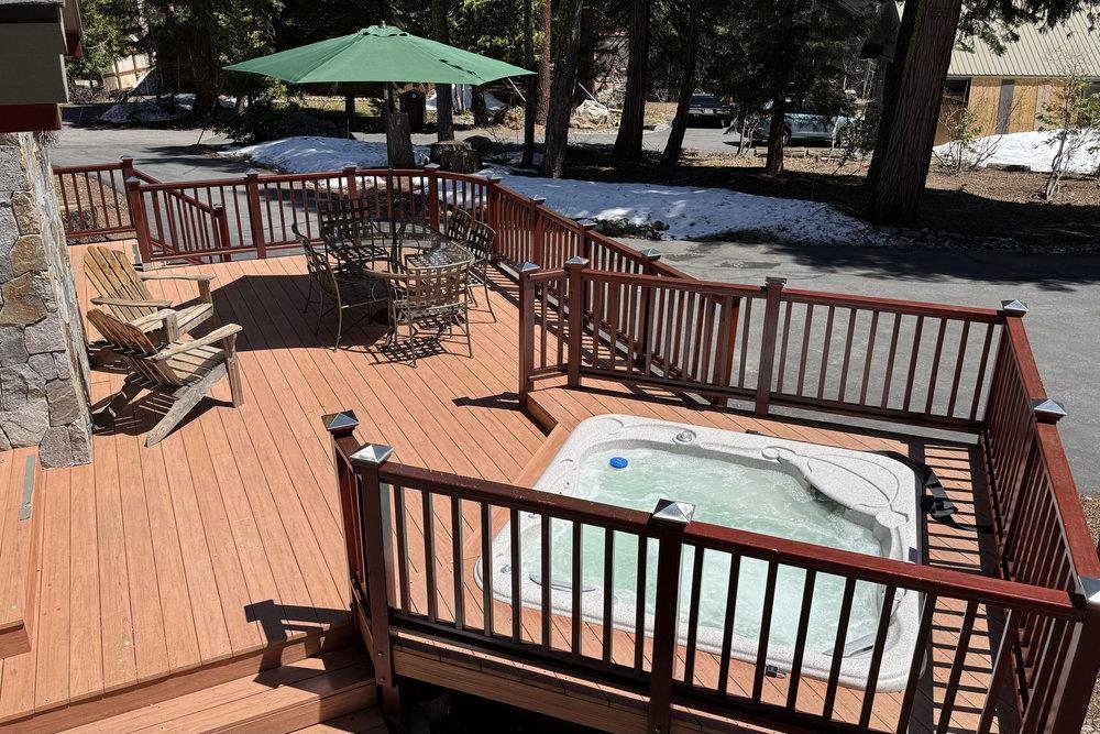 2700 Rustic Lane