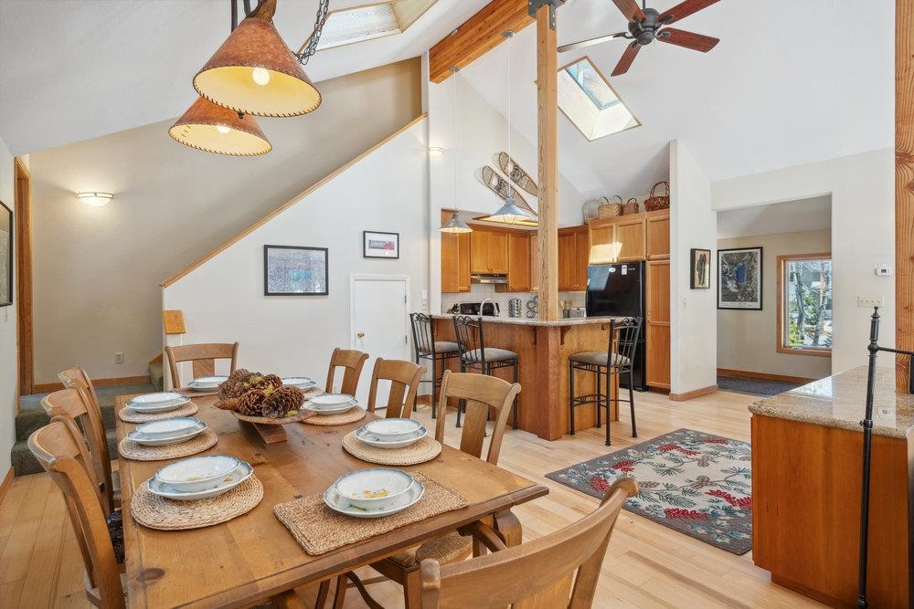 2700 Rustic Lane