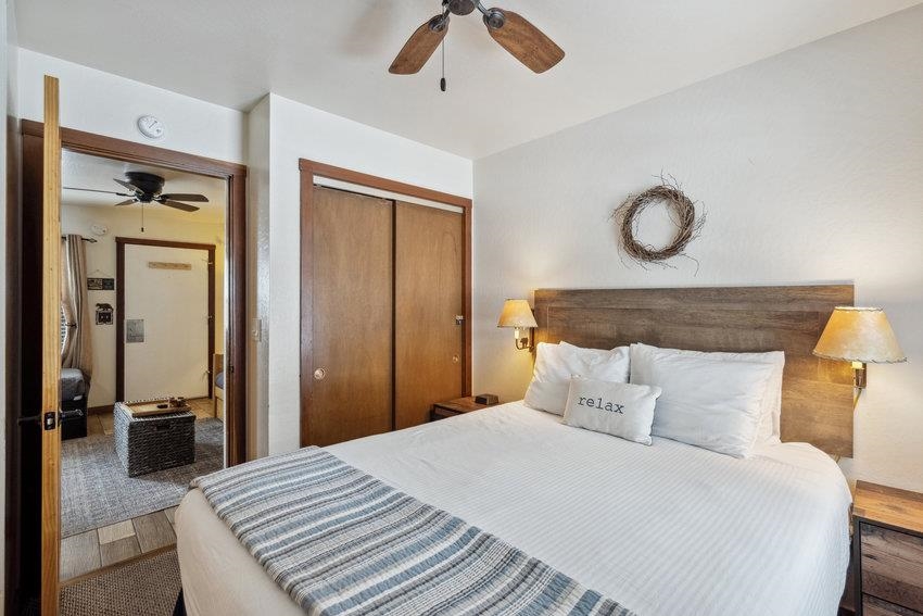 6943 North Lake Boulevard Unit: 44