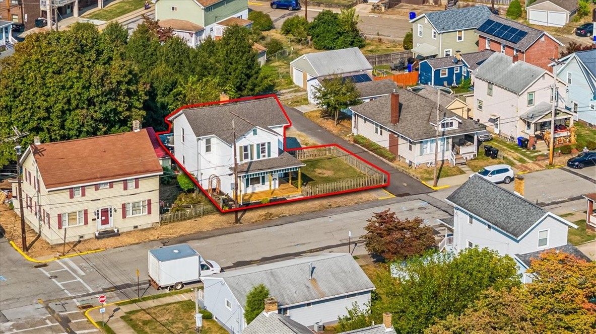 216 6th St