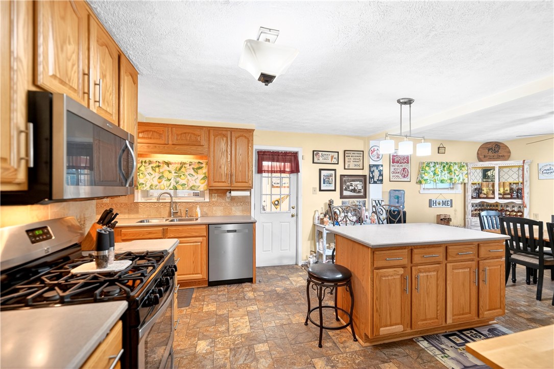 772 Foxwood Rd.