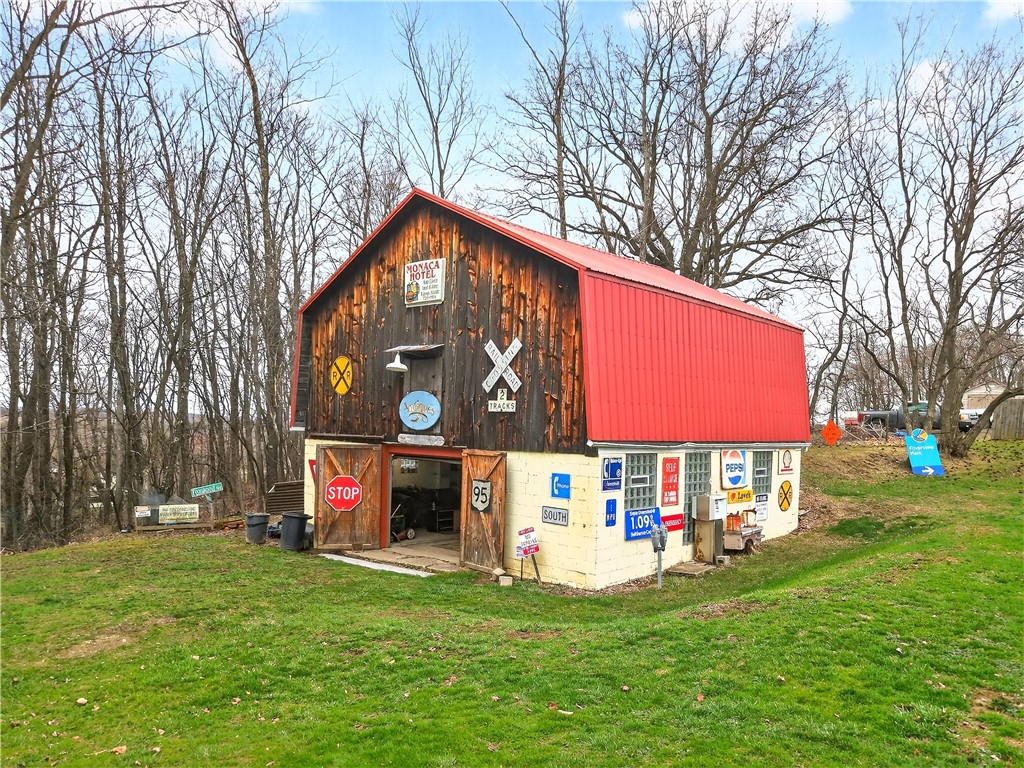 772 Foxwood Rd.